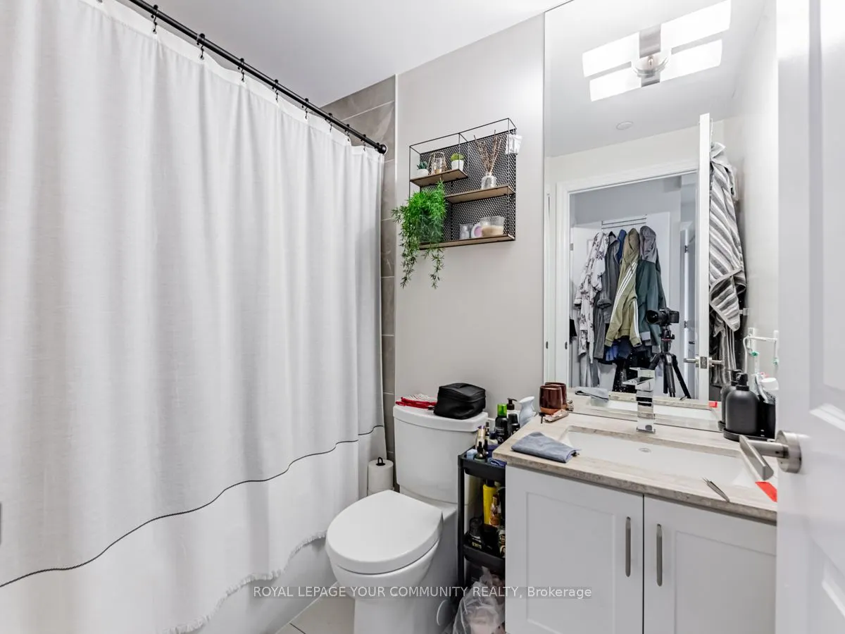 9075 Jane Street, #1009