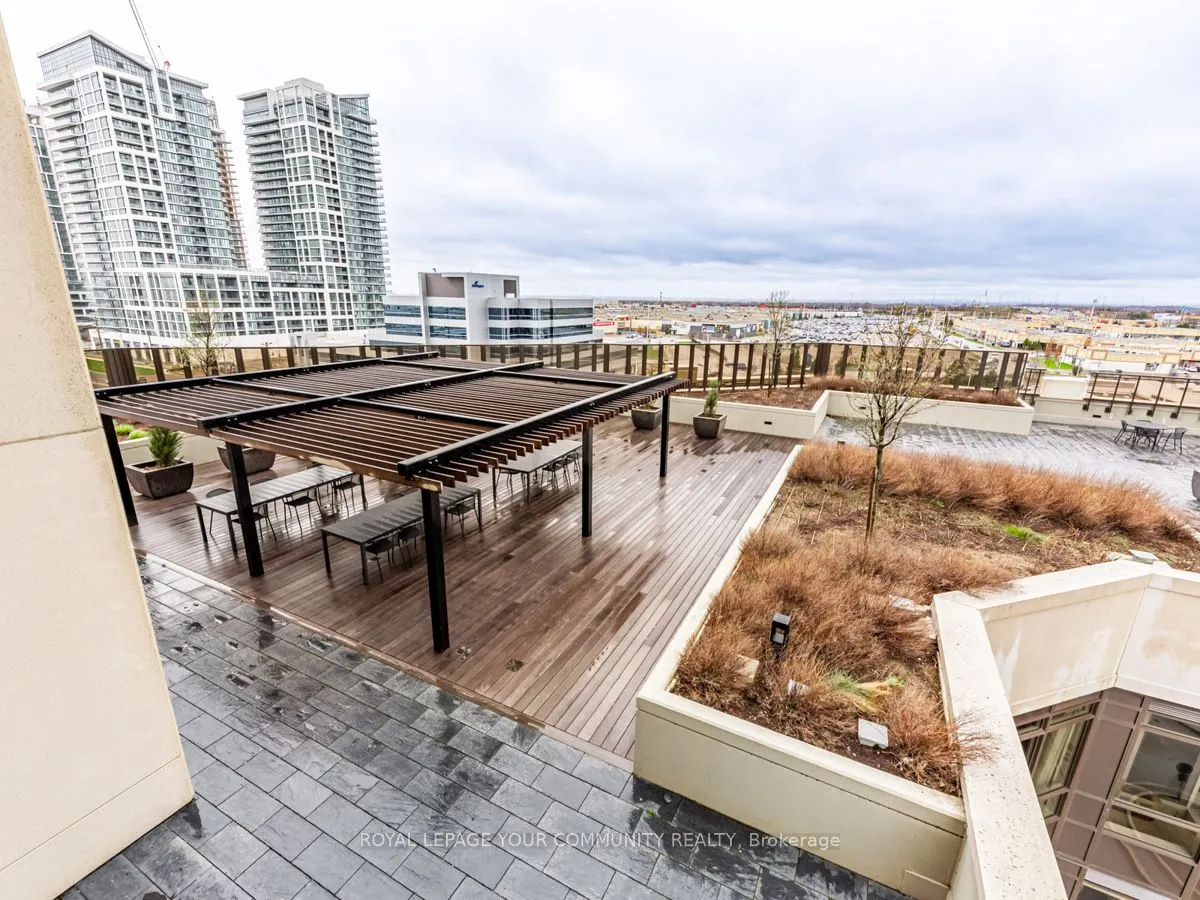 9075 Jane Street, #1009