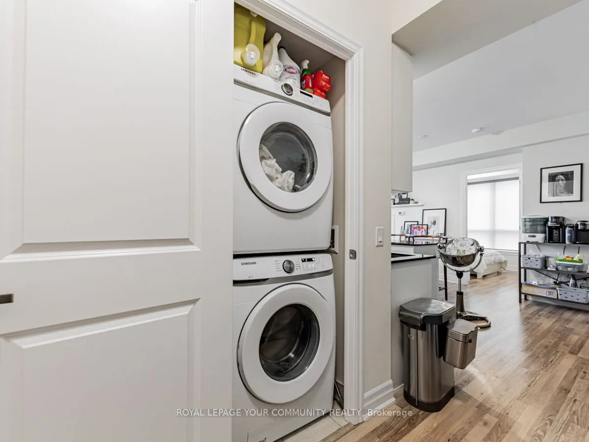9075 Jane Street, #1009