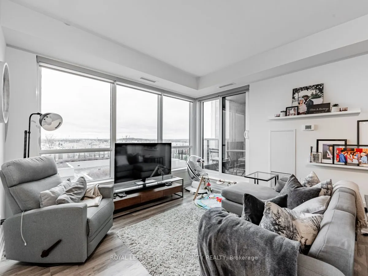 9075 Jane Street, #1009