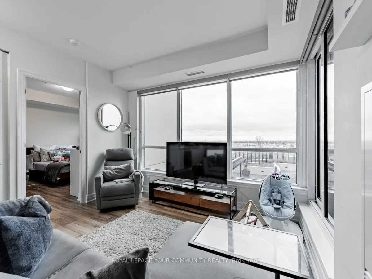 9075 Jane Street, #1009