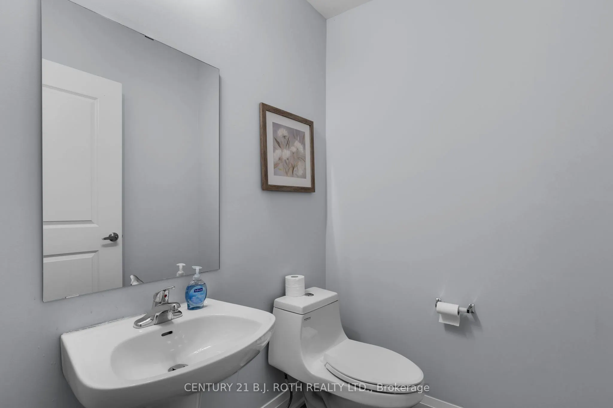 260 Eagle Street, #23