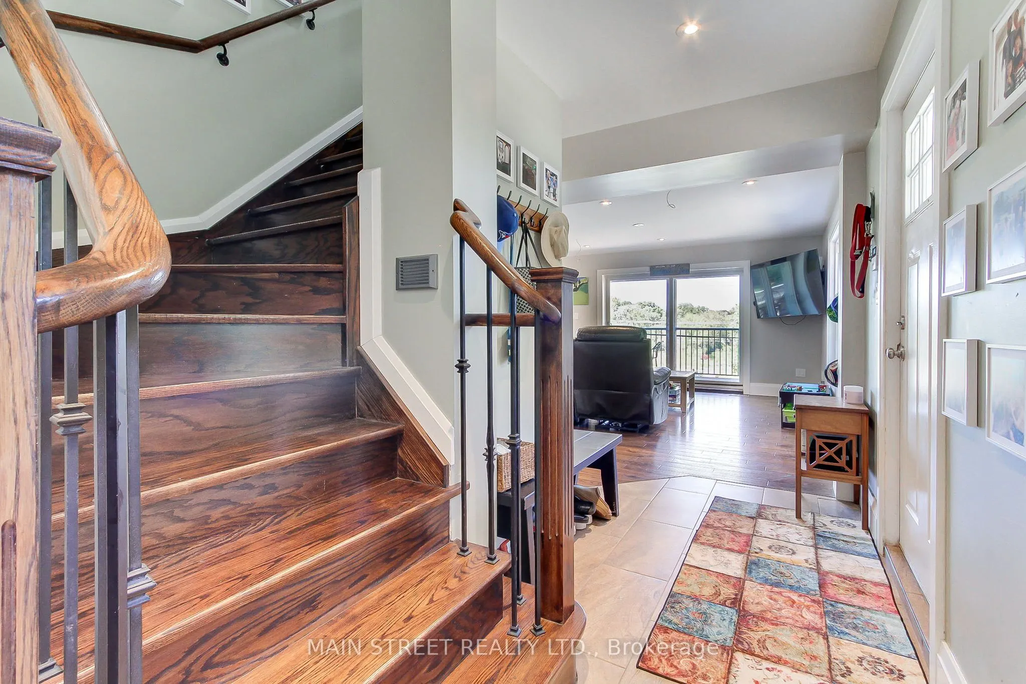 315 Cotter Street
