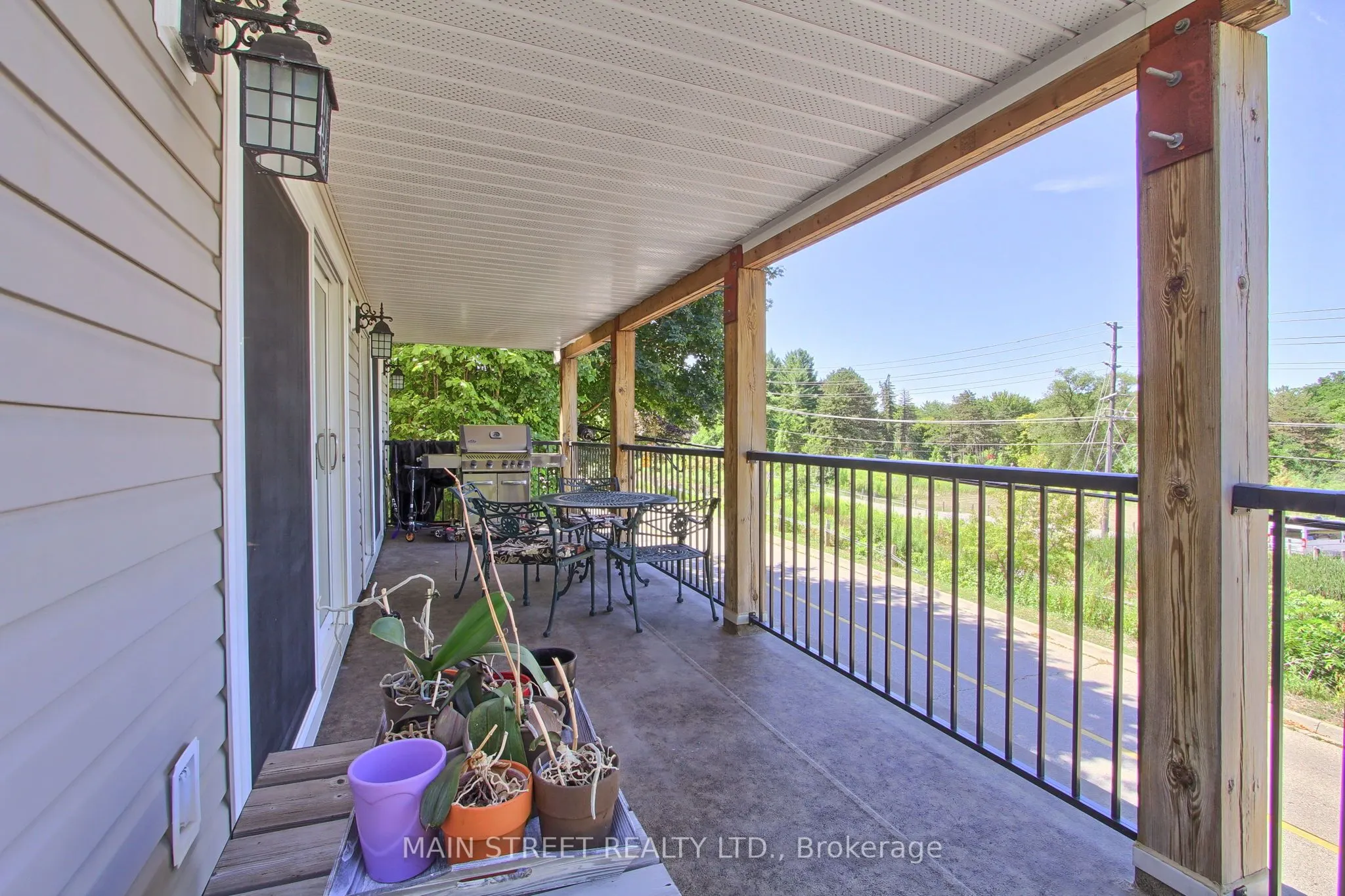 315 Cotter Street