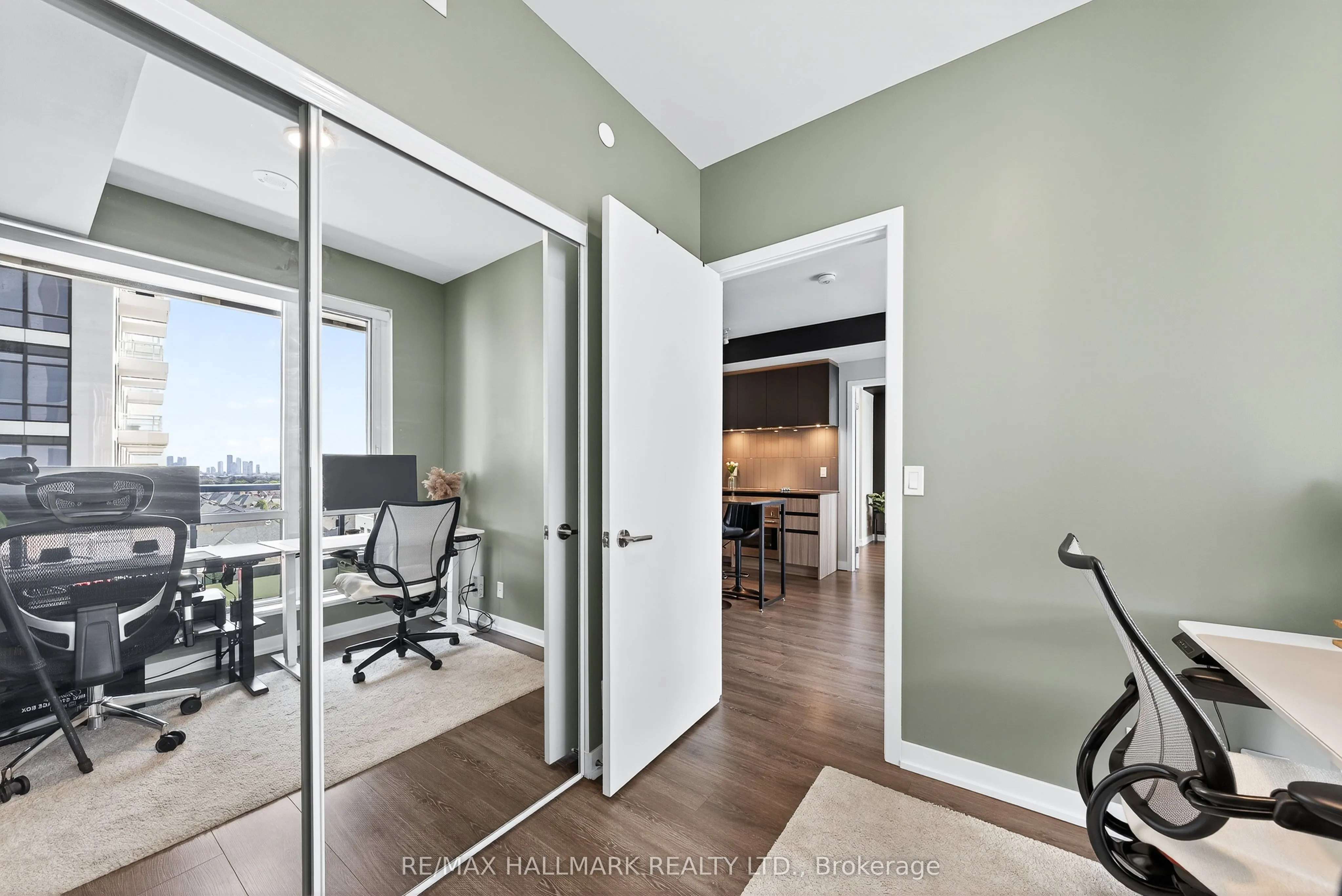 7950 Bathurst Street, #901