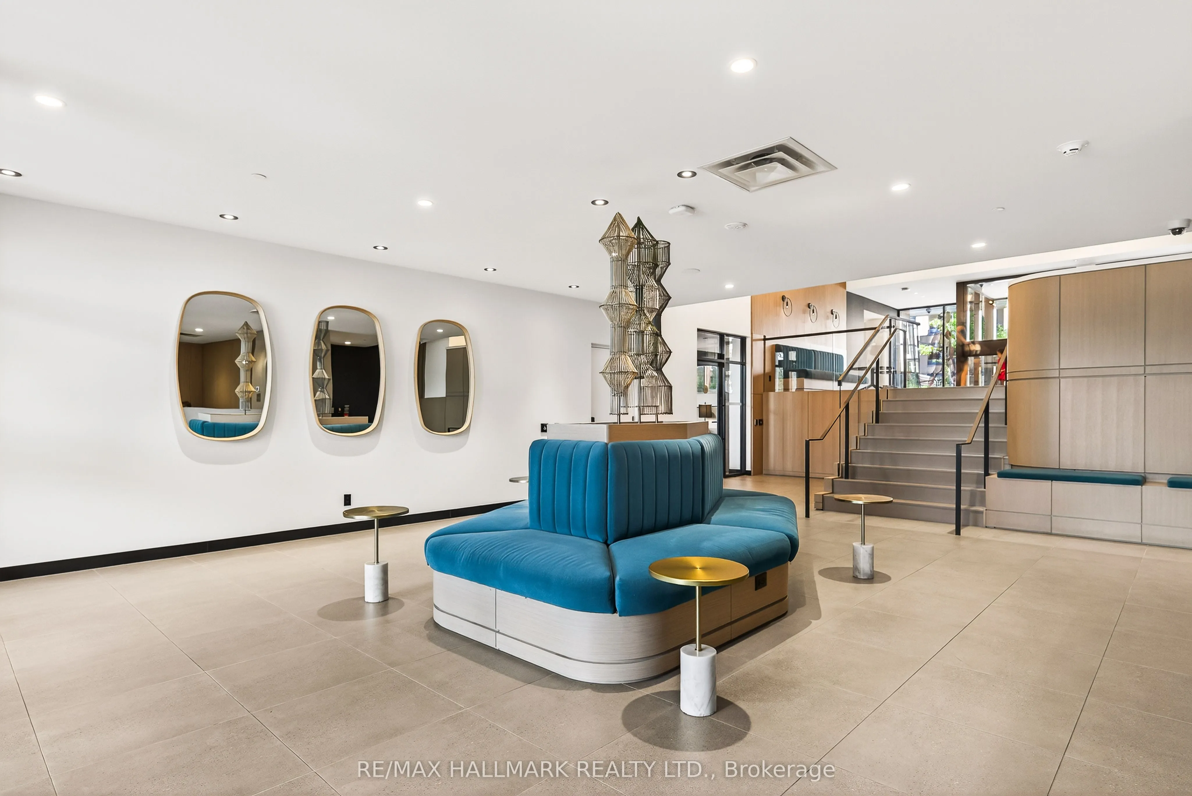 7950 Bathurst Street, #901