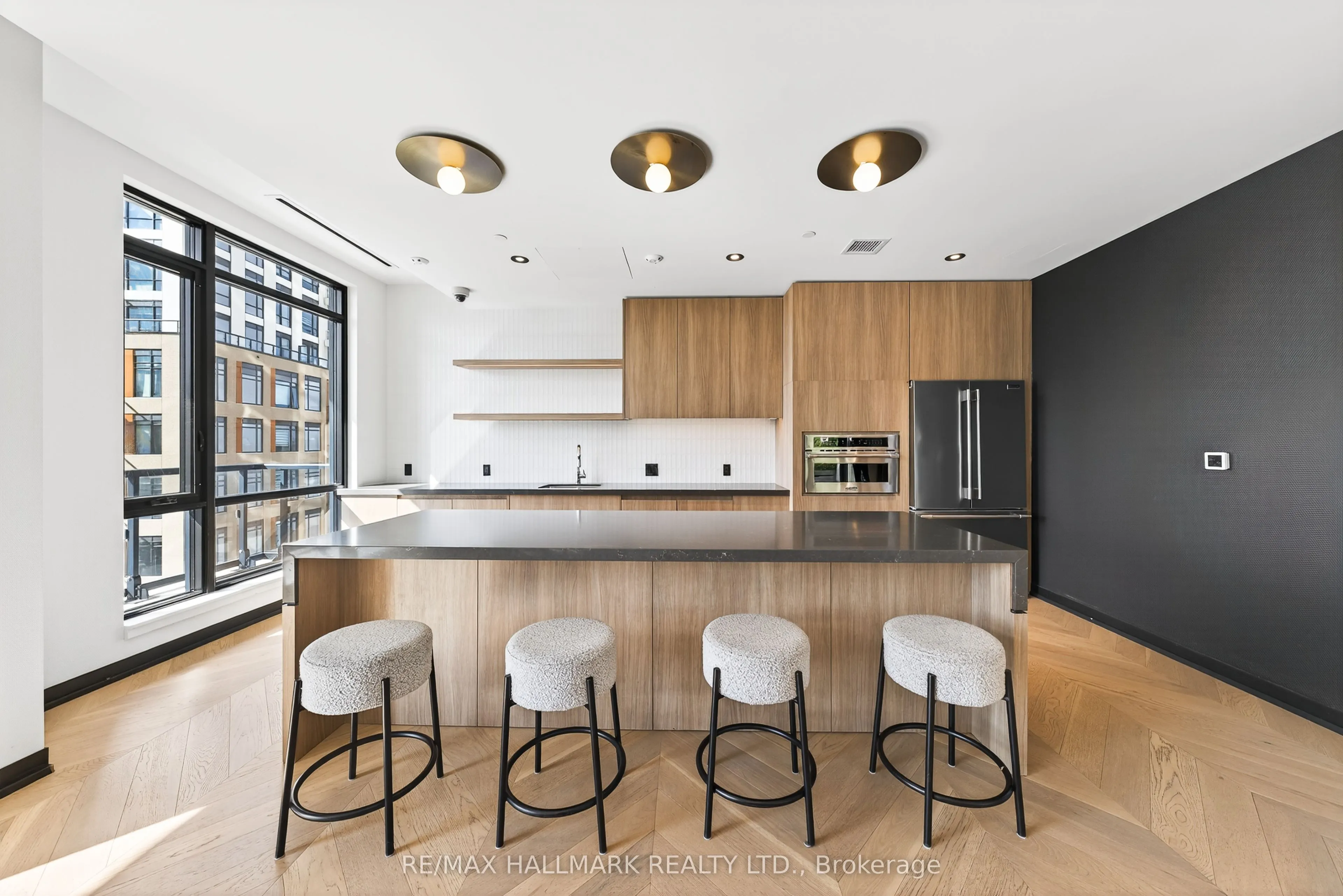 7950 Bathurst Street, #901