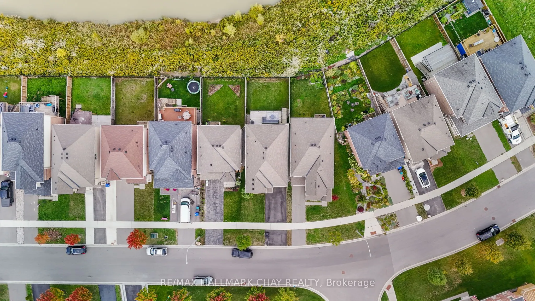 52 Strachan Trail