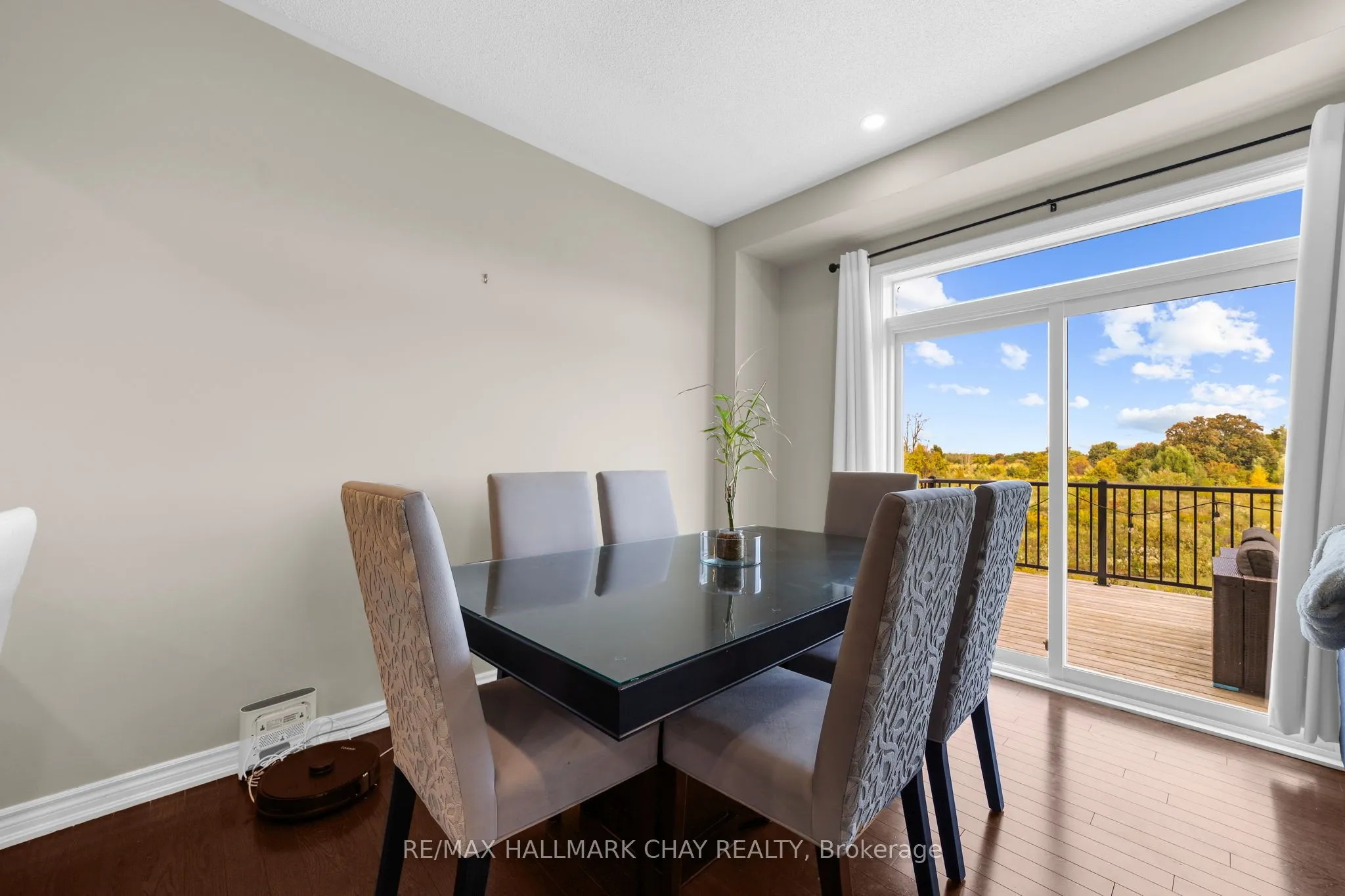 52 Strachan Trail