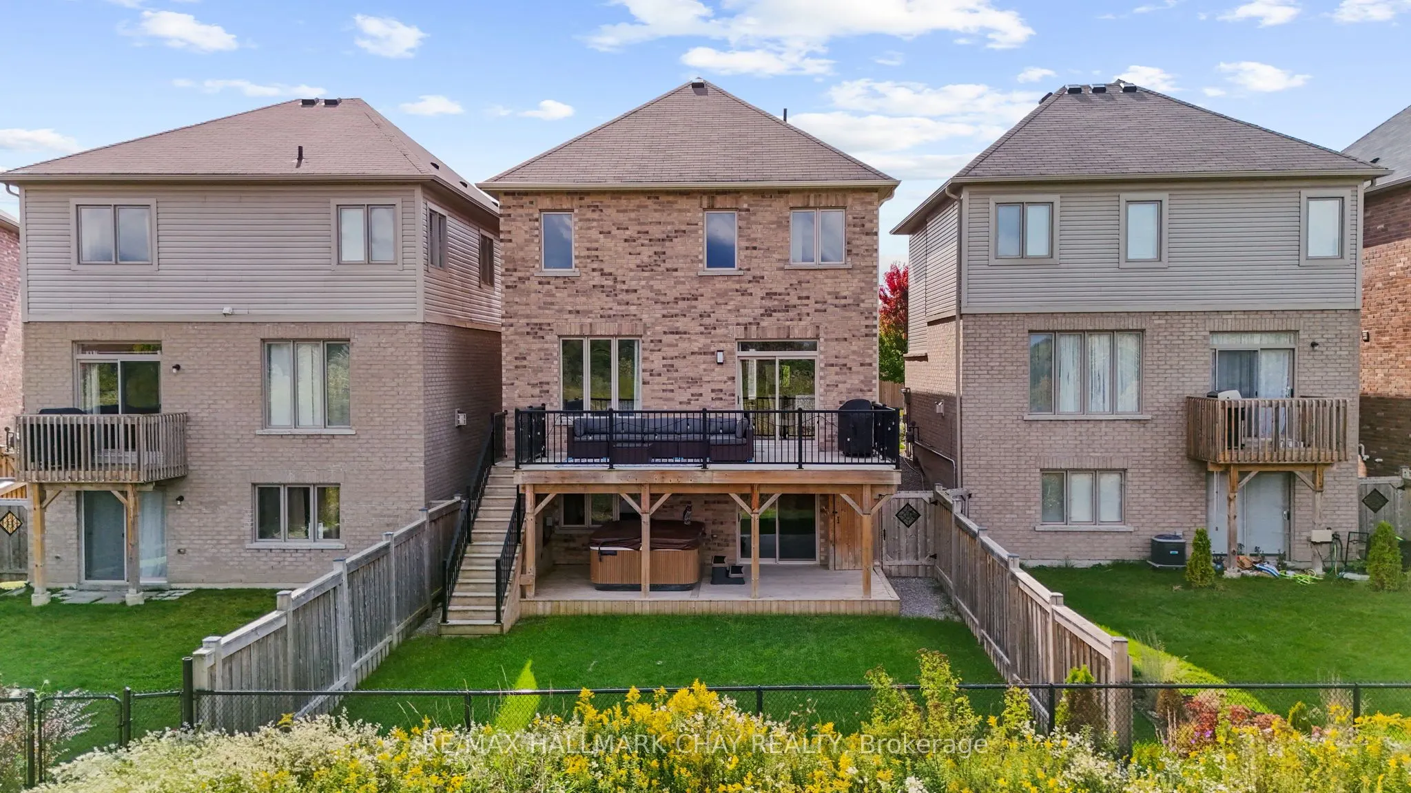 52 Strachan Trail