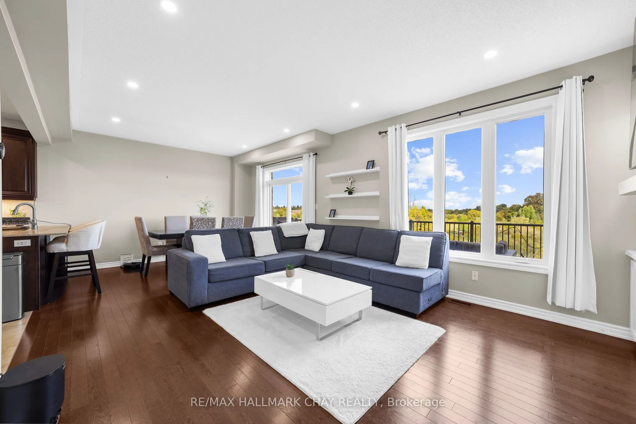 52 Strachan Trail