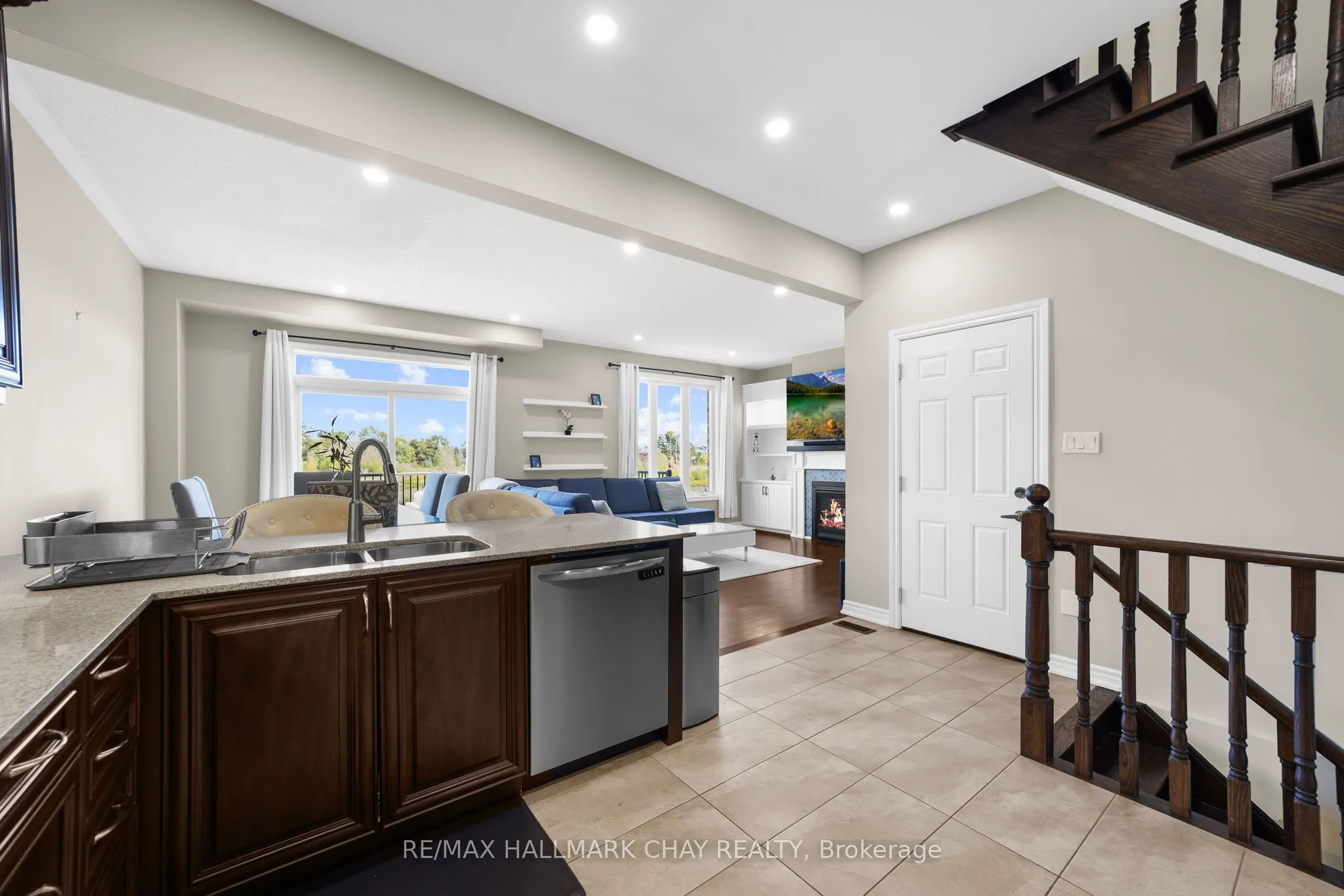 52 Strachan Trail