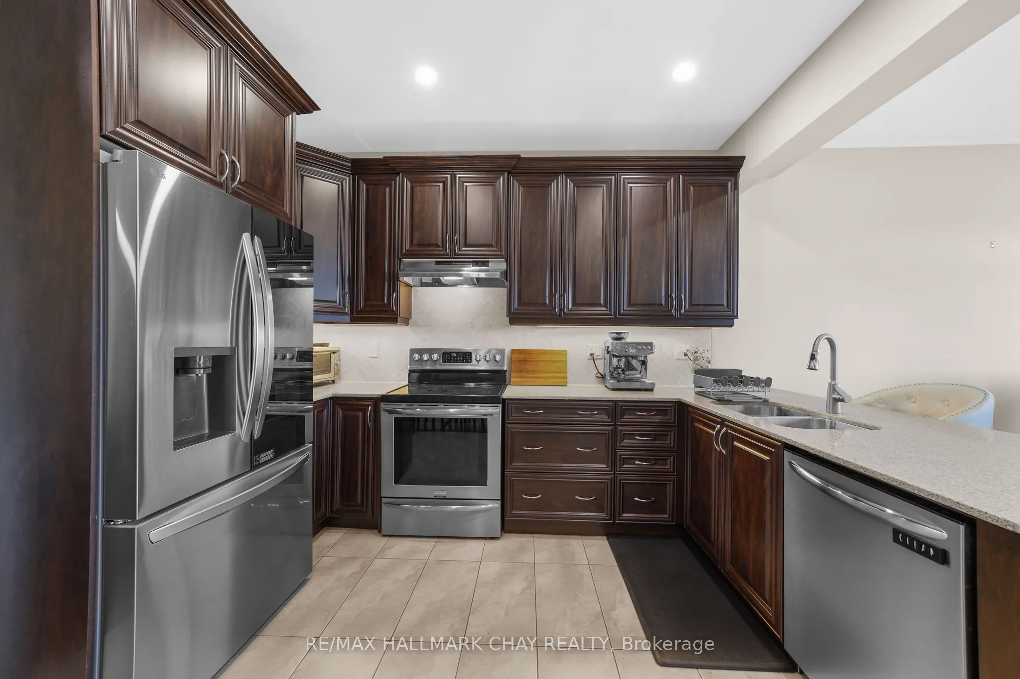 52 Strachan Trail