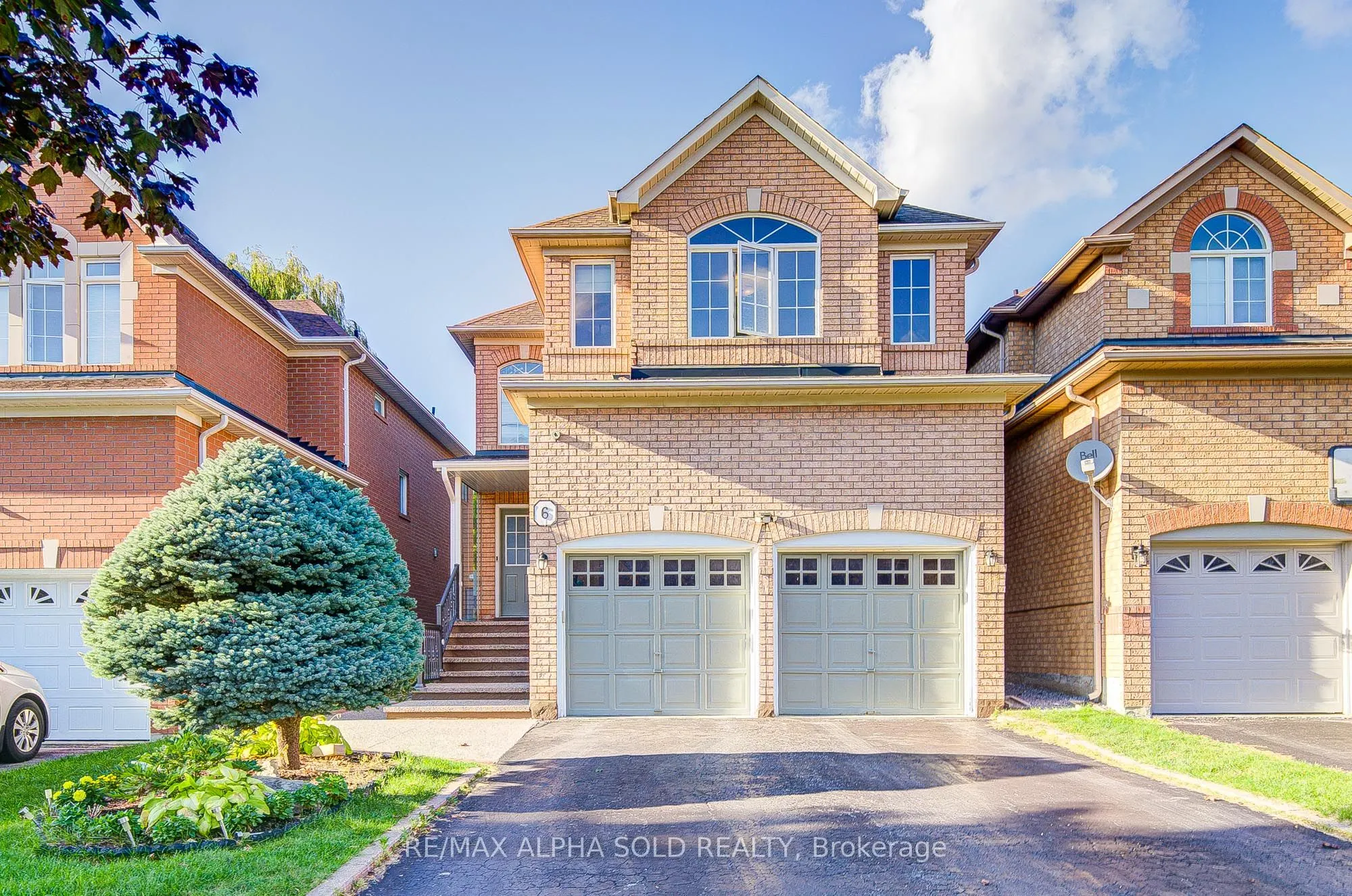 6 Sapphire Drive
