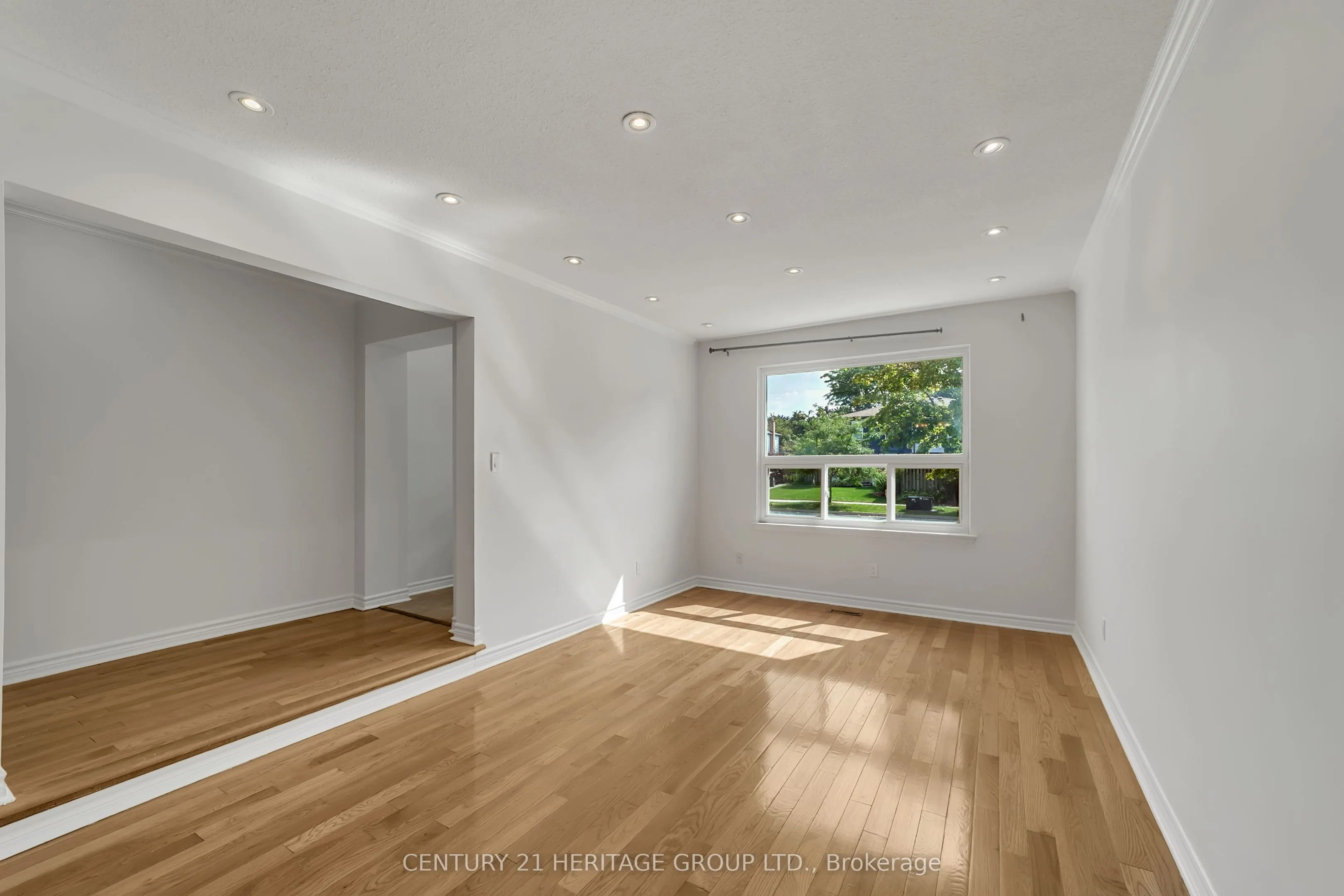 24 Springhead Gardens, #Main & Upper