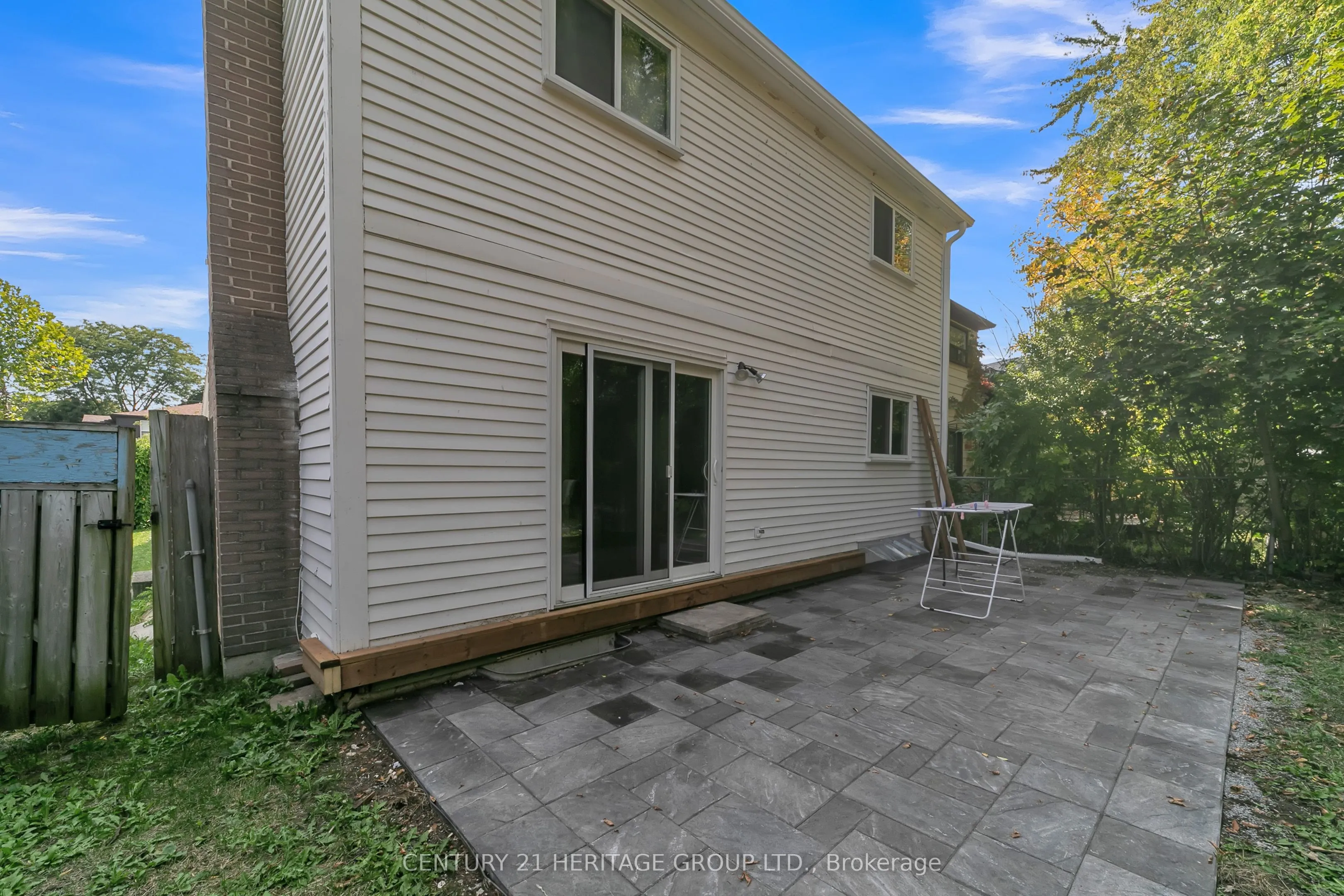 24 Springhead Gardens, #Main & Upper