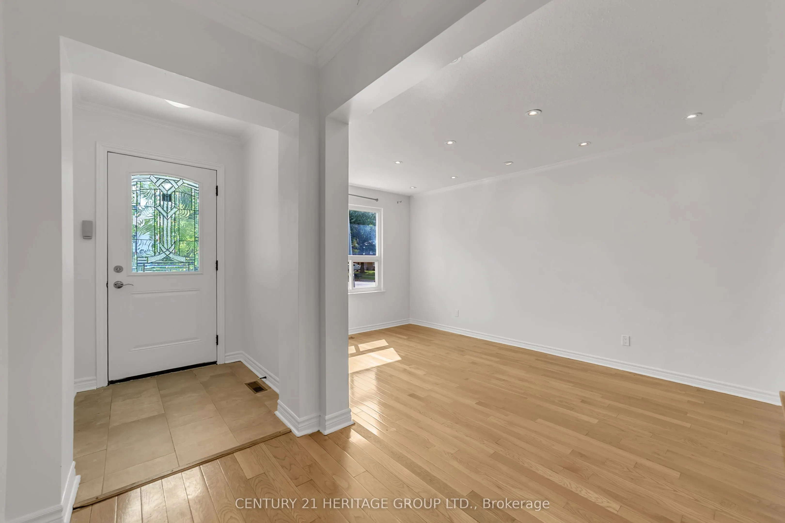 24 Springhead Gardens, #Main & Upper