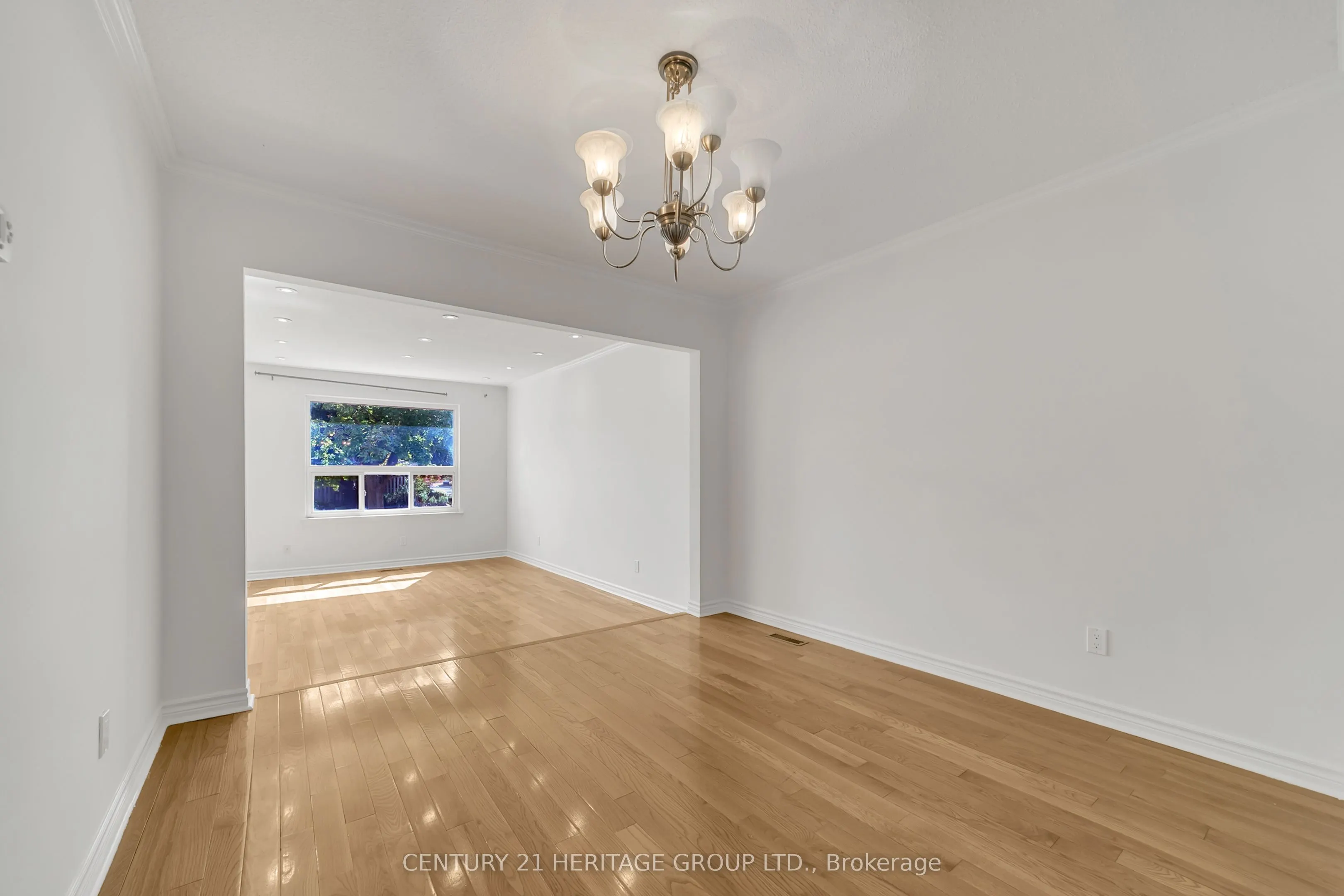 24 Springhead Gardens, #Main & Upper