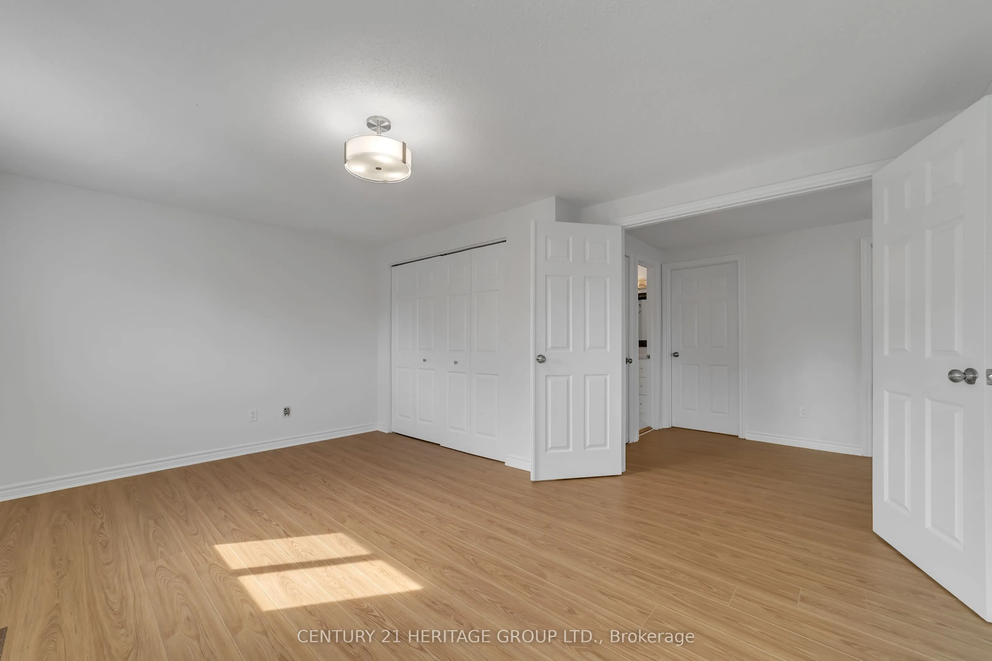 24 Springhead Gardens, #Main & Upper