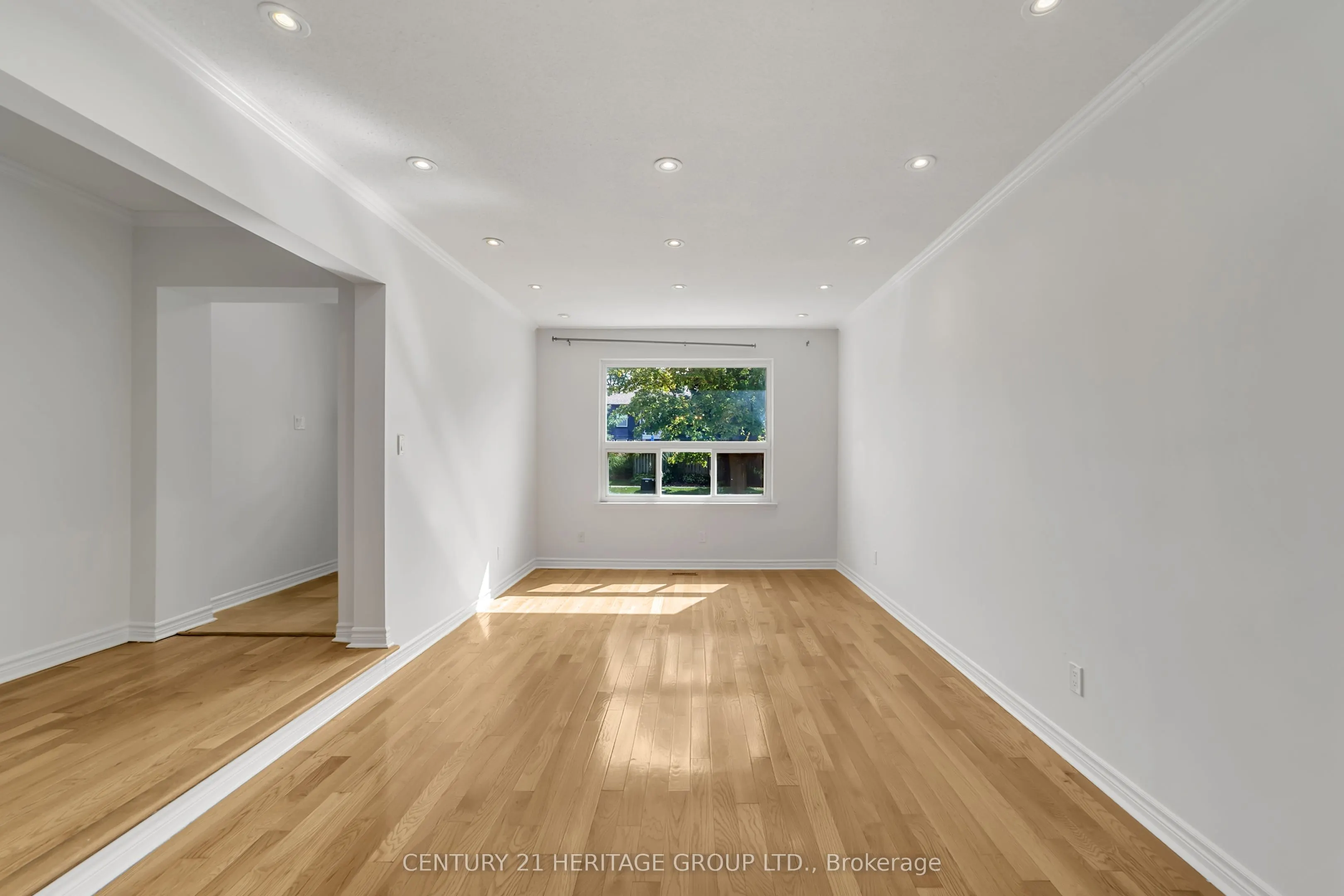 24 Springhead Gardens, #Main & Upper