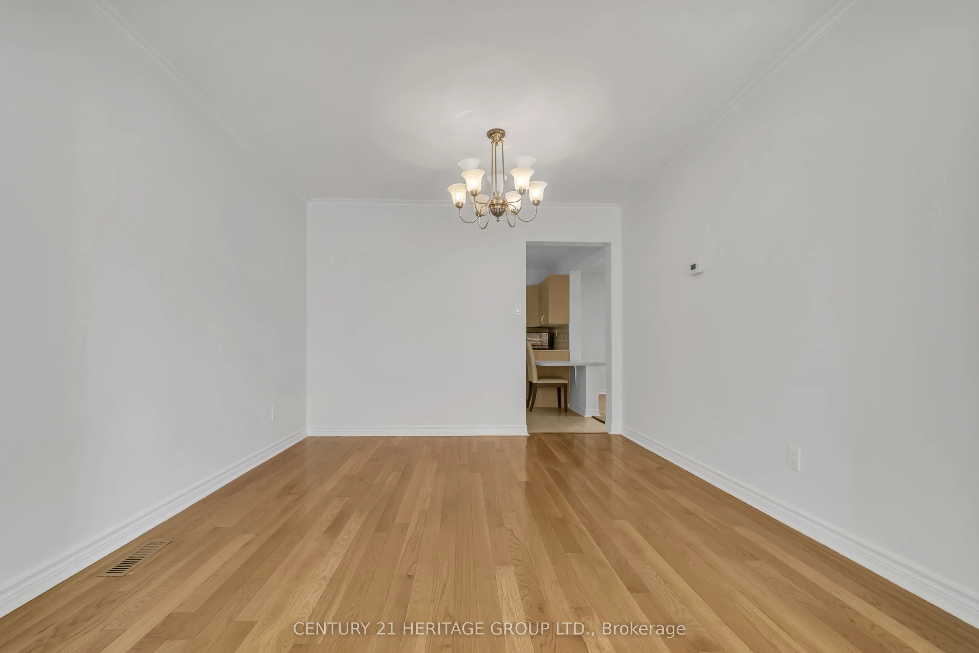 24 Springhead Gardens, #Main & Upper