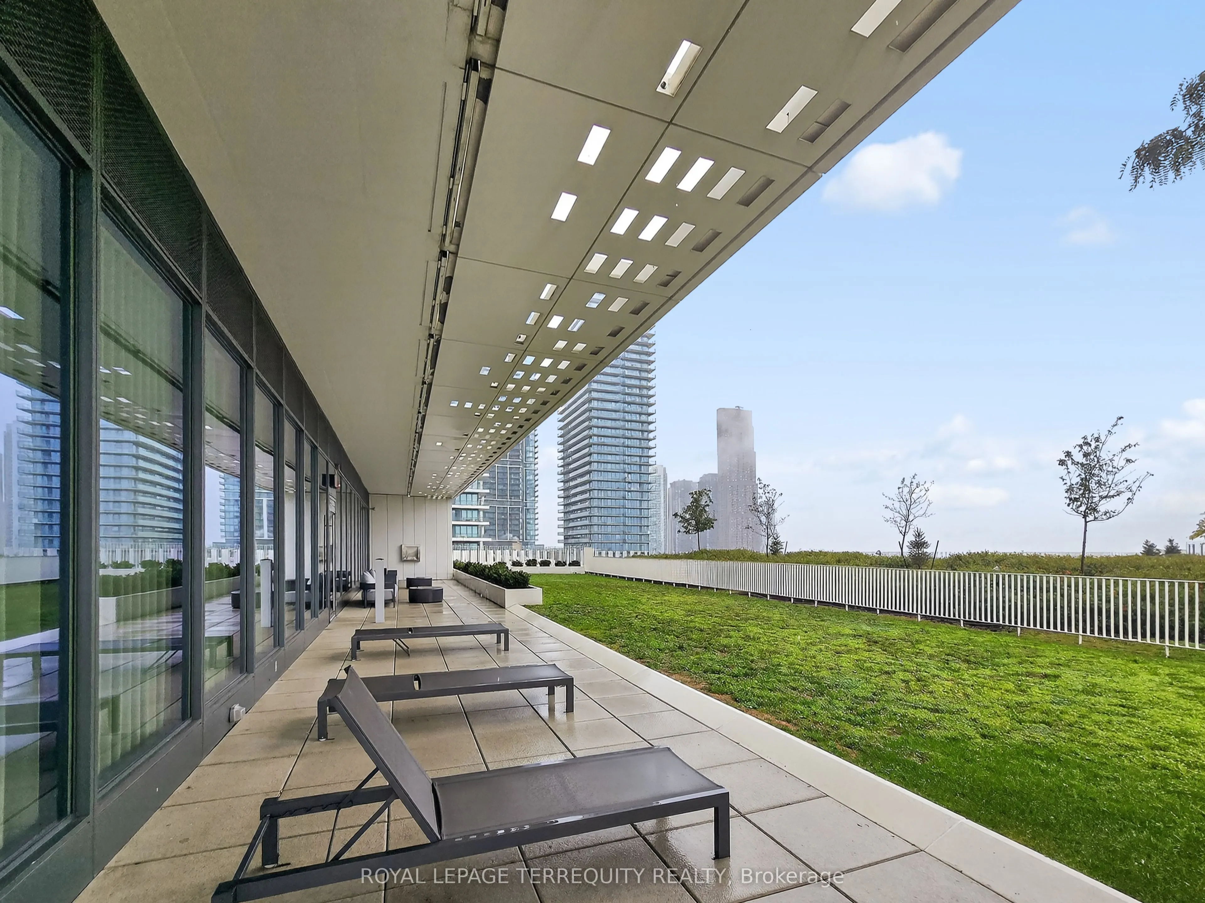 898 Portage Parkway, #3711