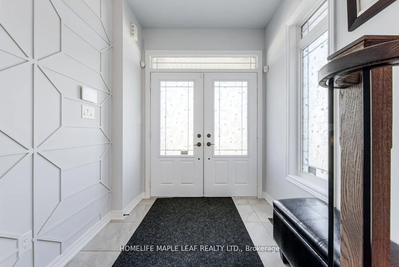118 Lorne Thomas Place