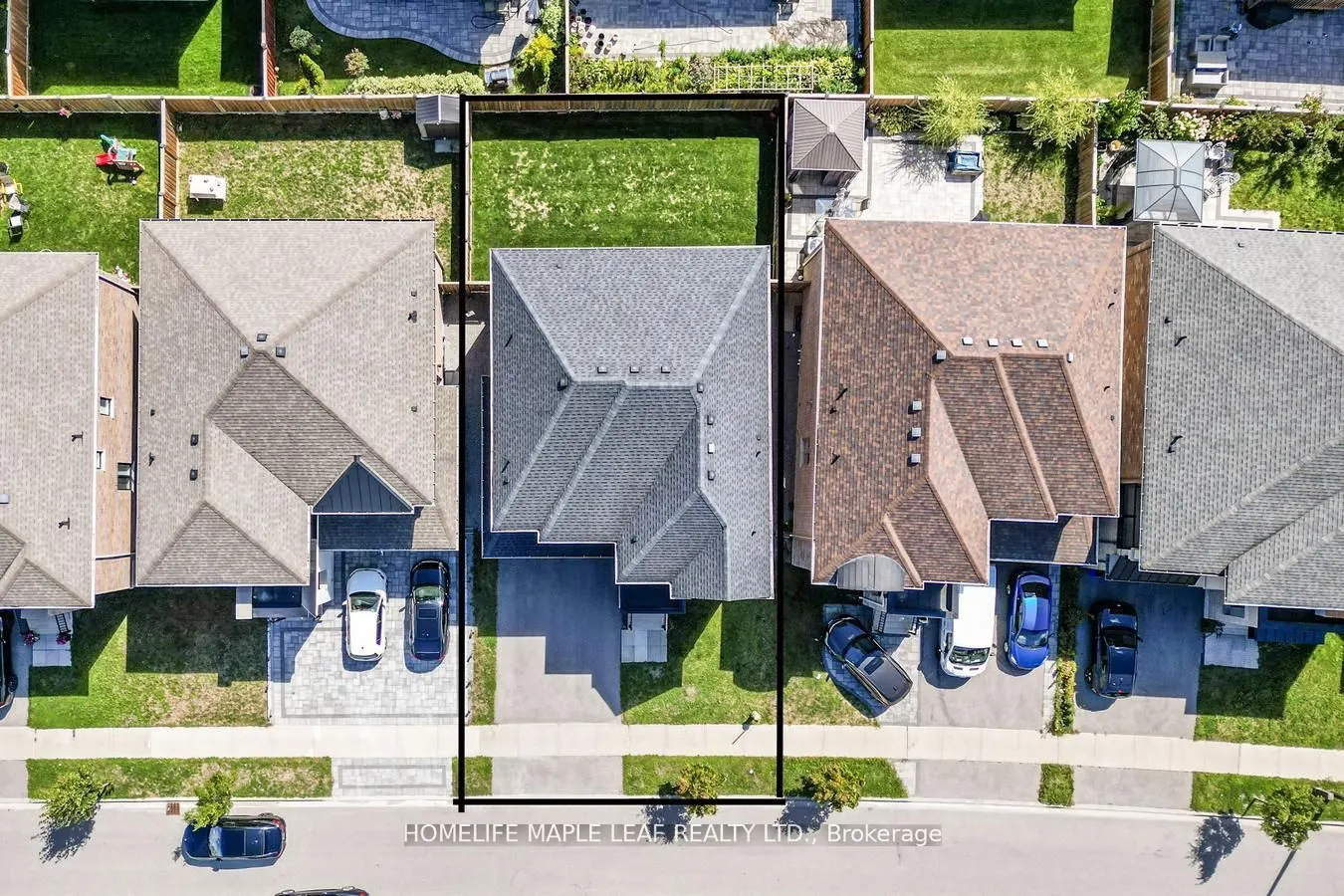 118 Lorne Thomas Place