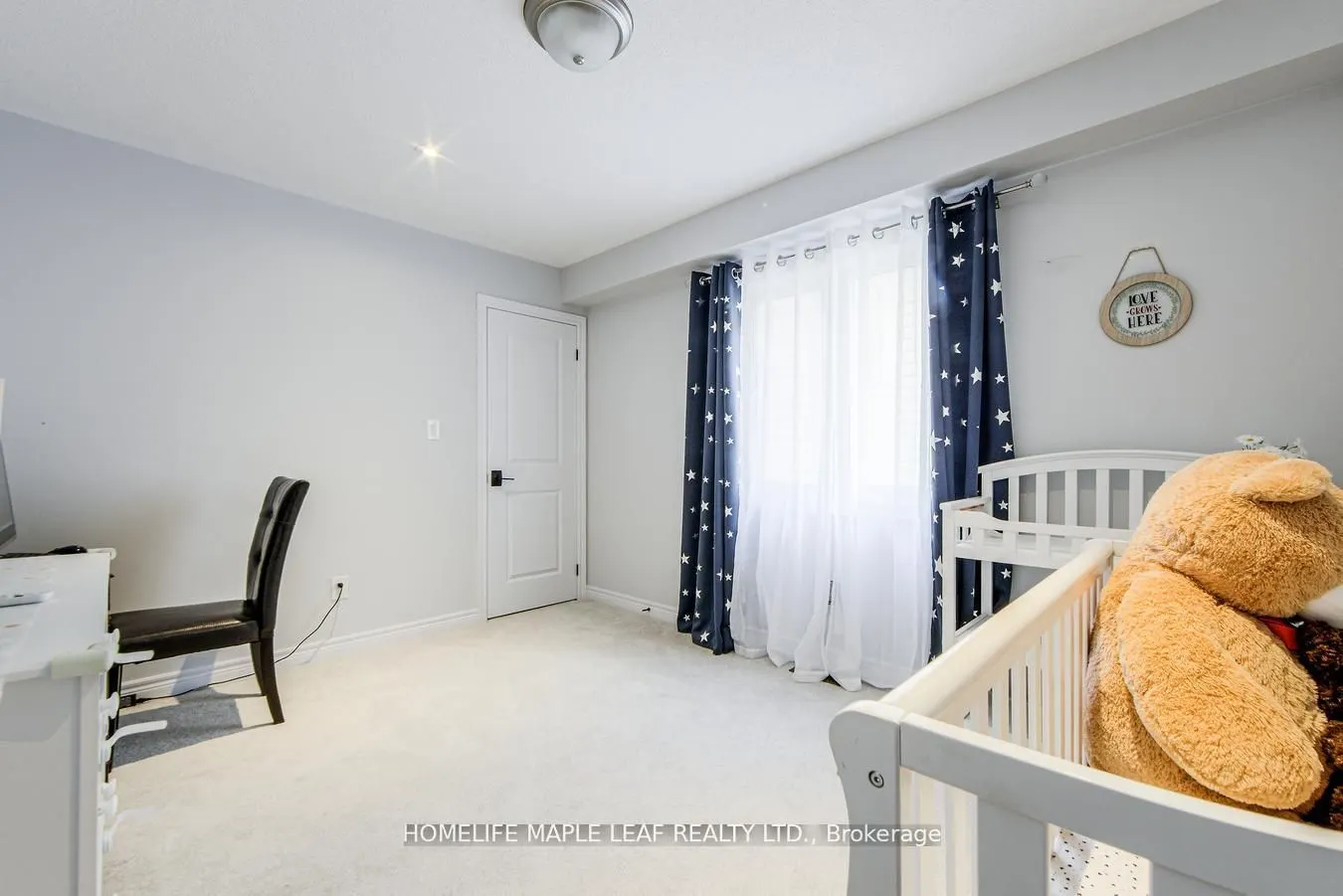 118 Lorne Thomas Place
