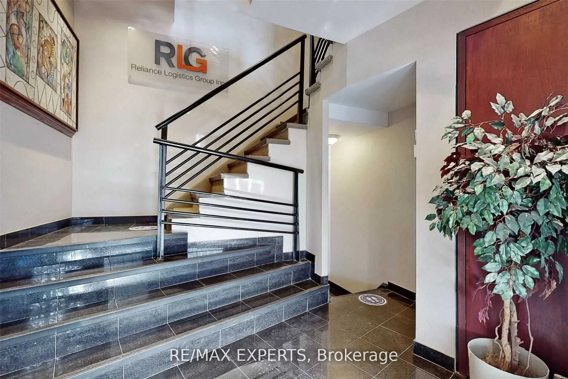 30 Wertheim Court, #18 (1st & 2nd Floor)