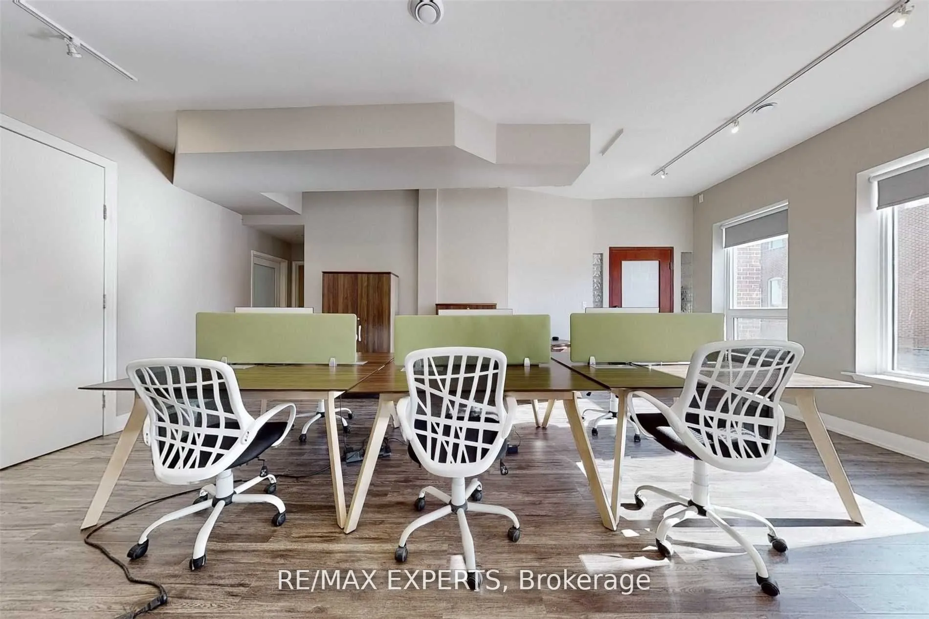 30 Wertheim Court, #18 (1st & 2nd Floor)