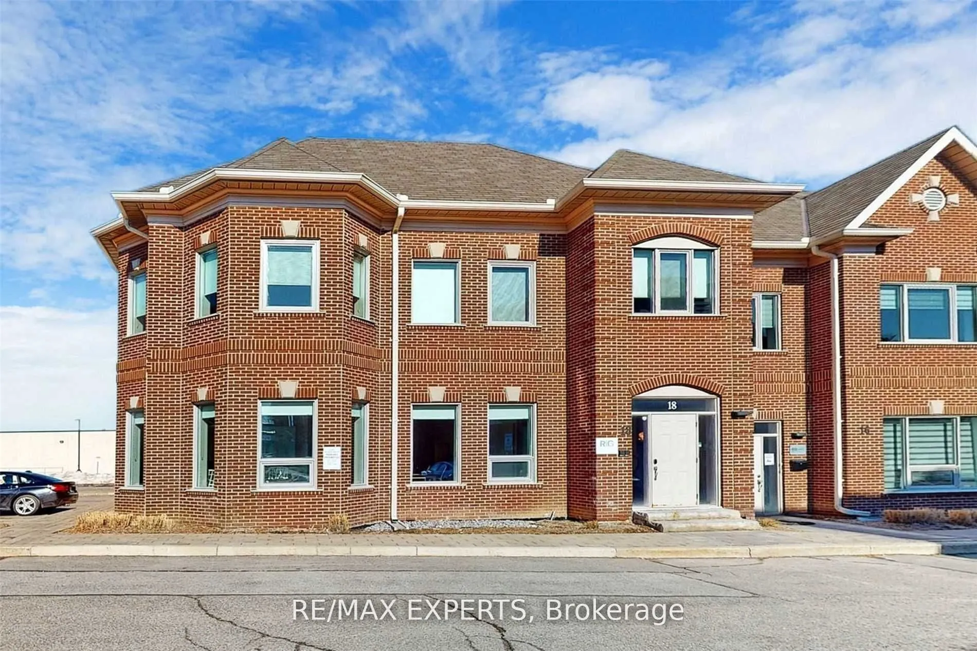 30 Wertheim Court, #18 (1st Floor)