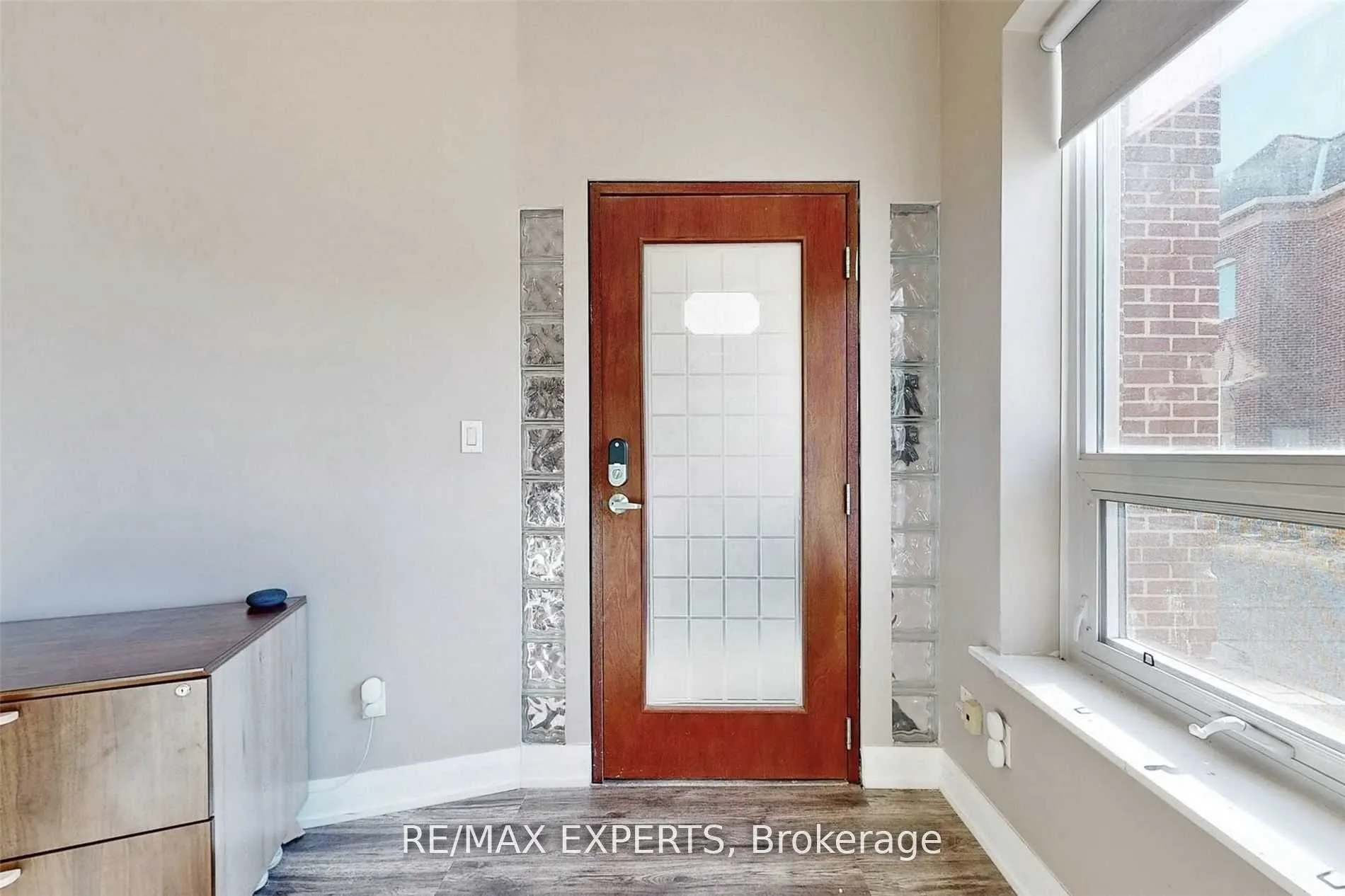 30 Wertheim Court, #18 (1st Floor)