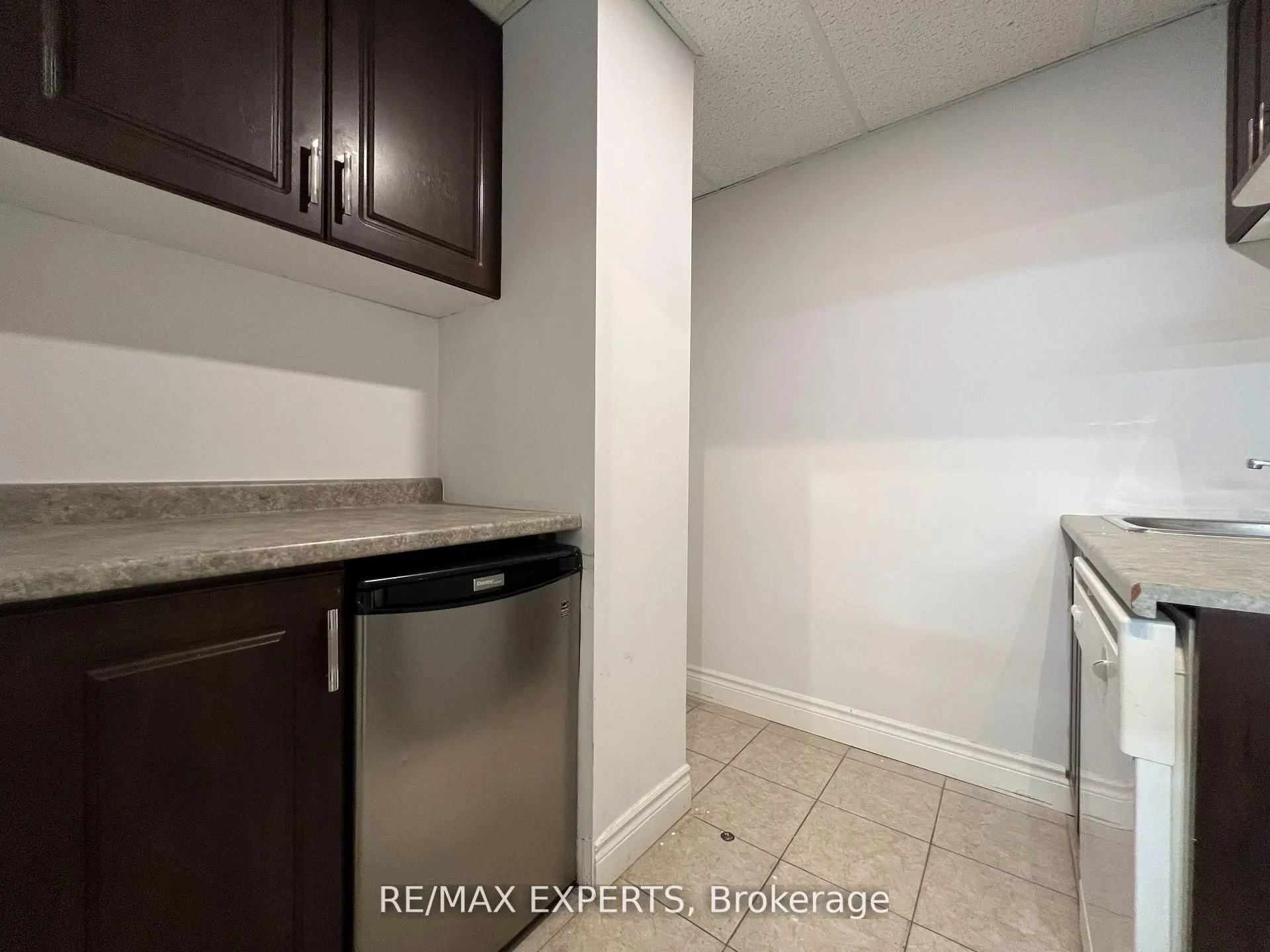 30 Wertheim Court, #18 (Lower)