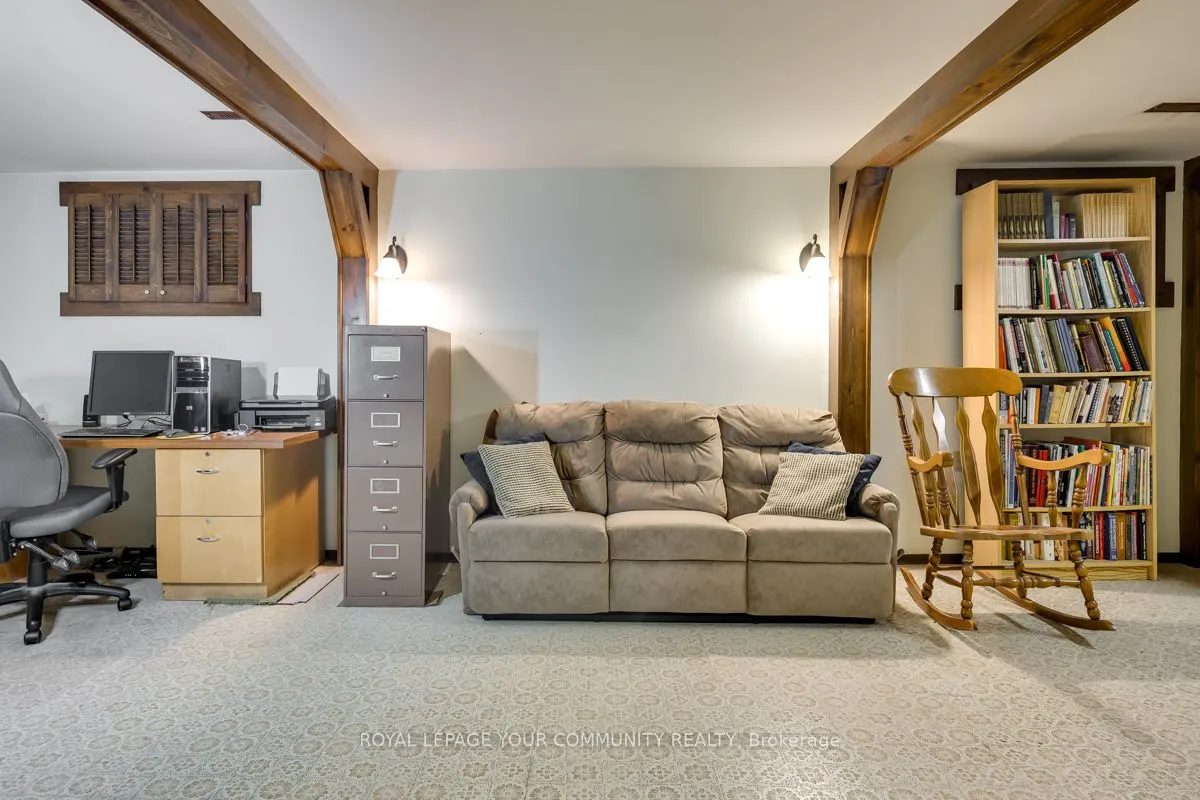 42 Lillooet Crescent
