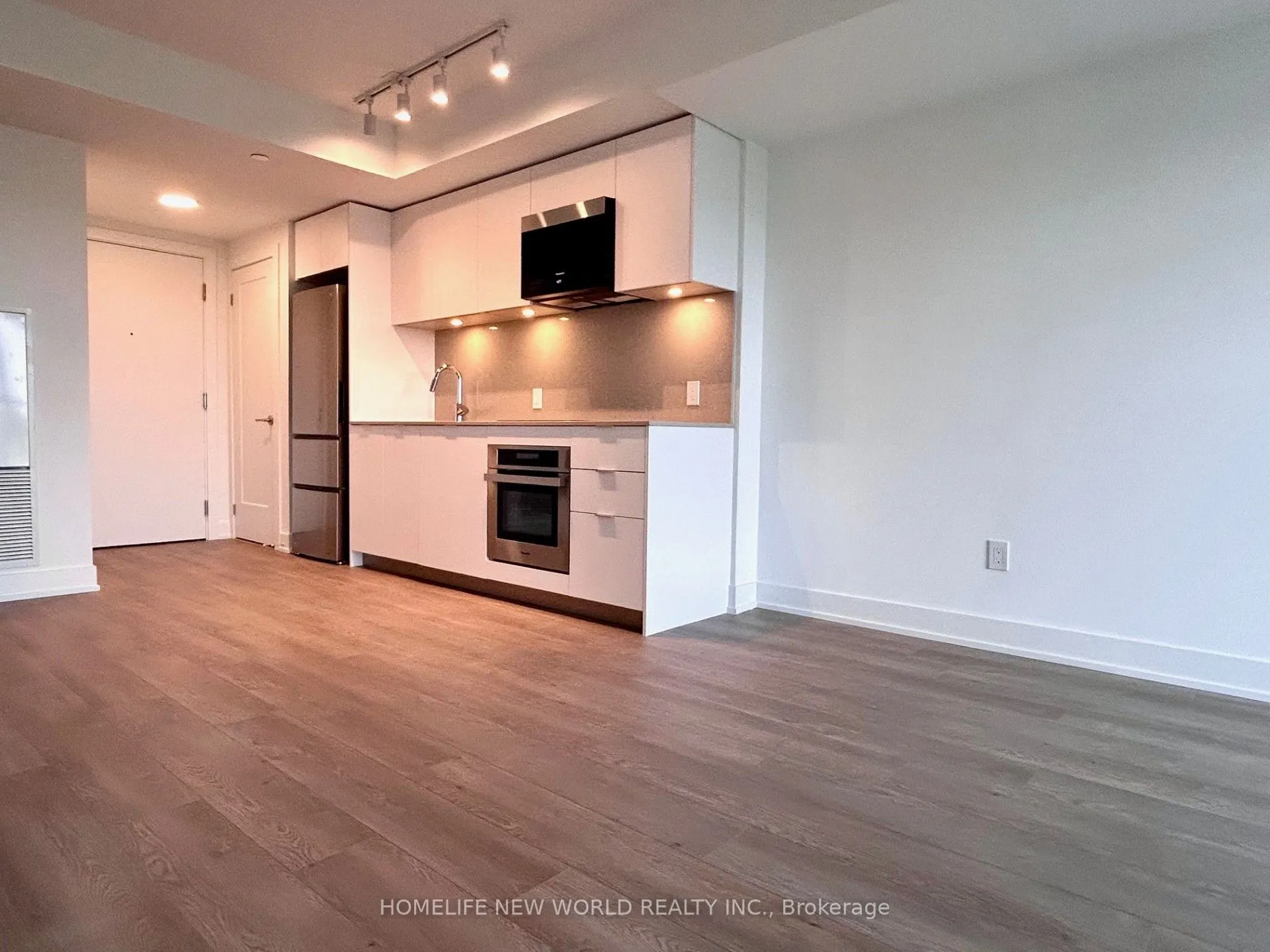 8 Cedarland Drive, #1015