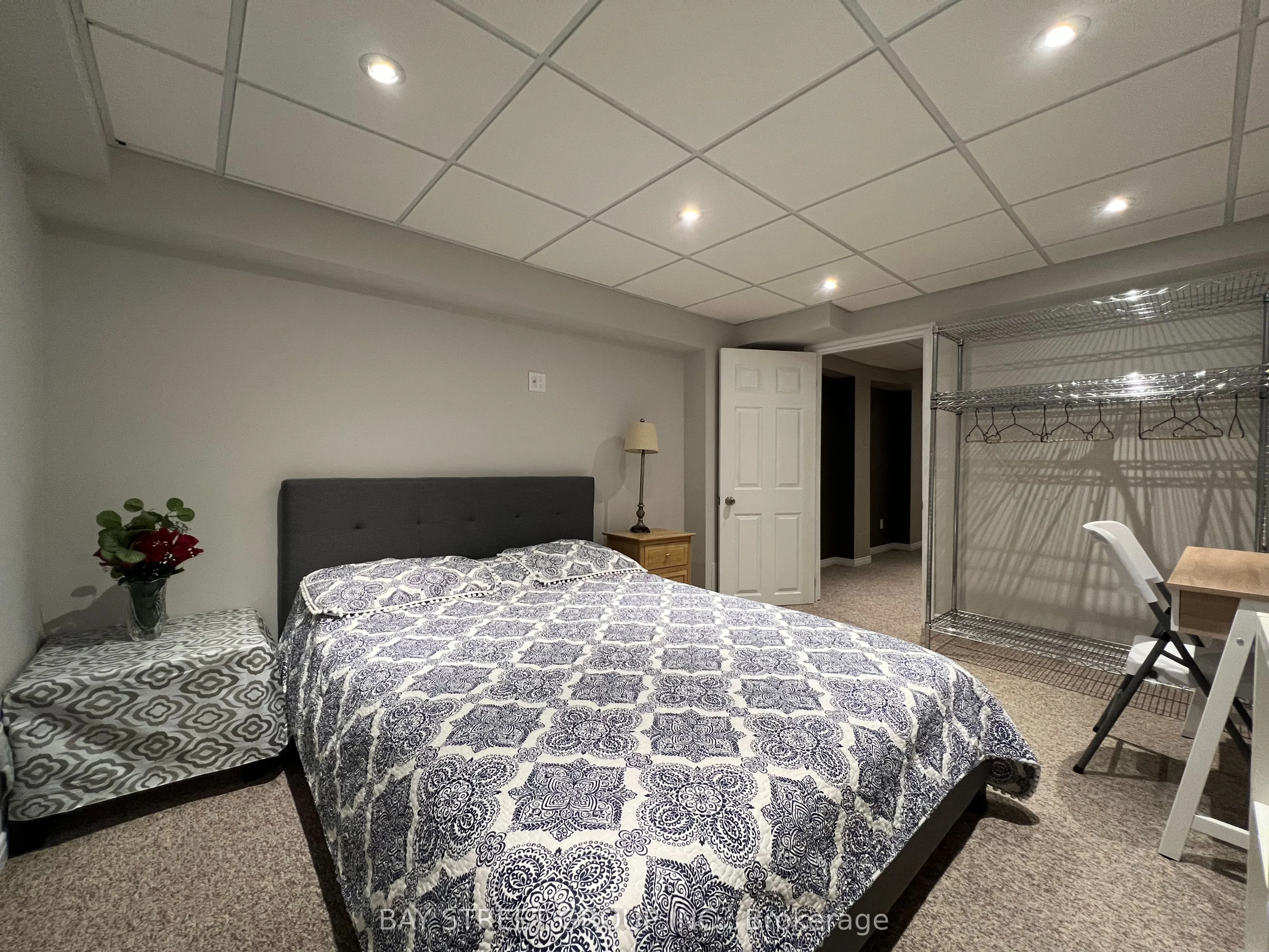 52 Loring Cres, #Bsmt