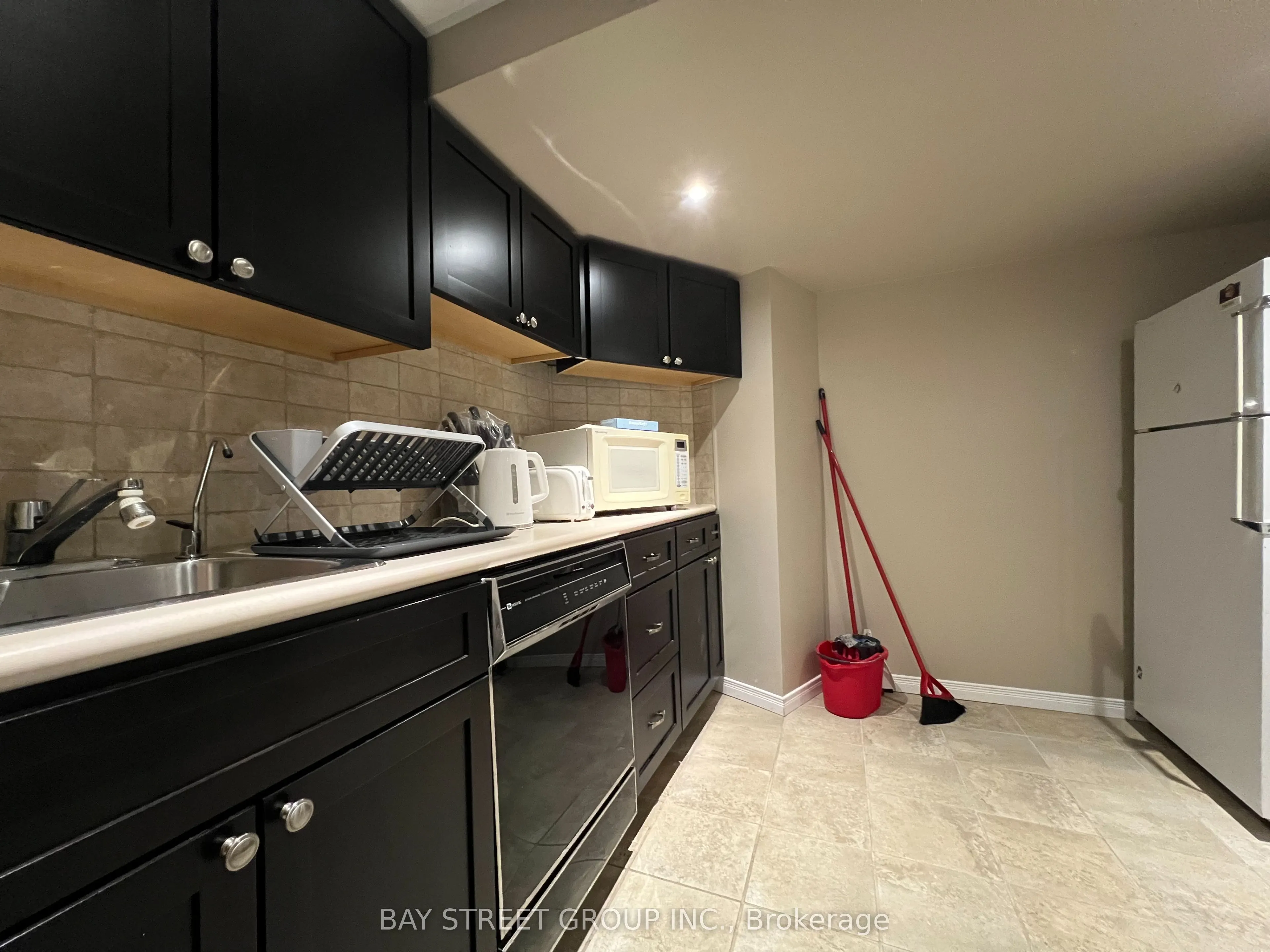 52 Loring Cres, #Bsmt