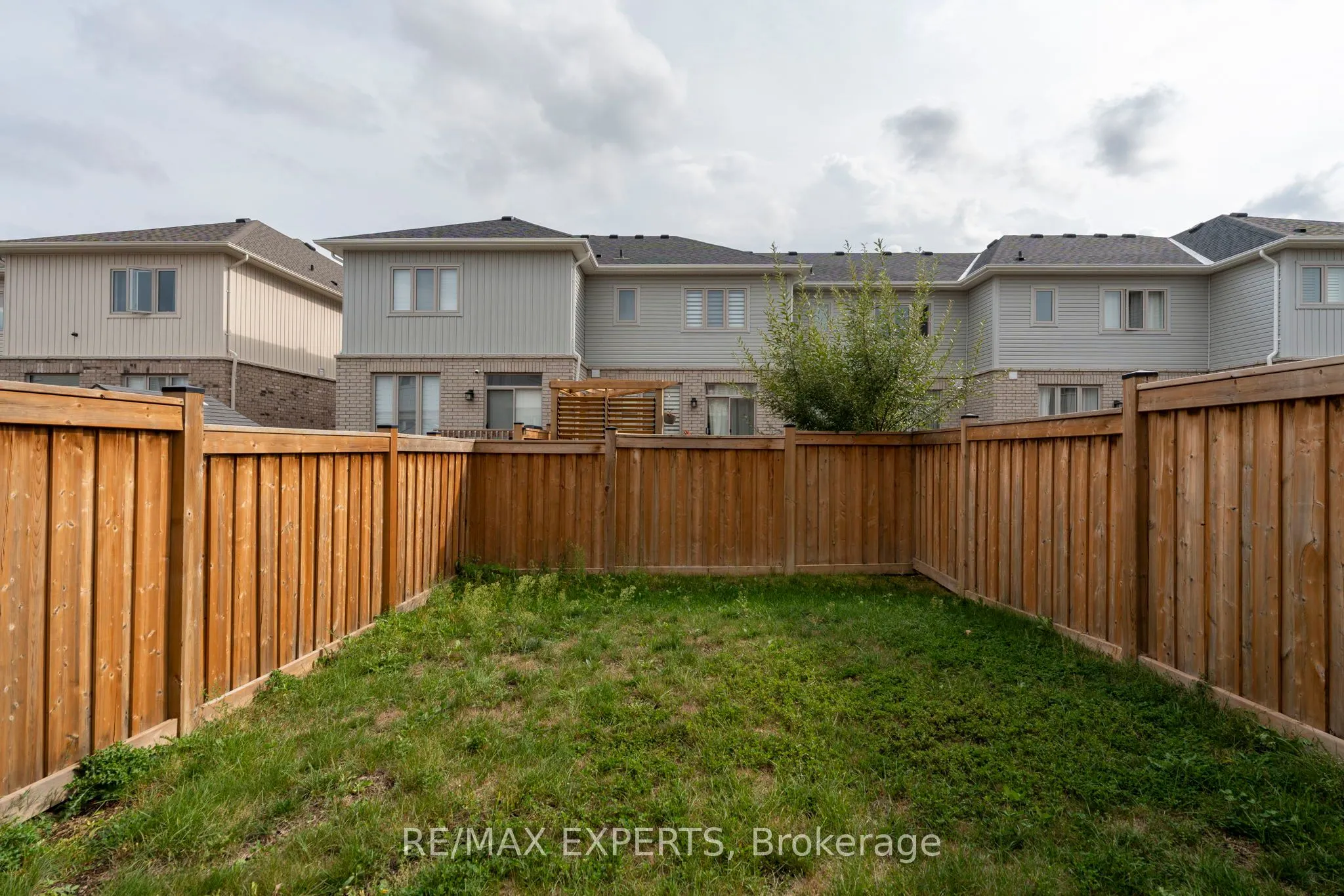78 Clifford Crescent
