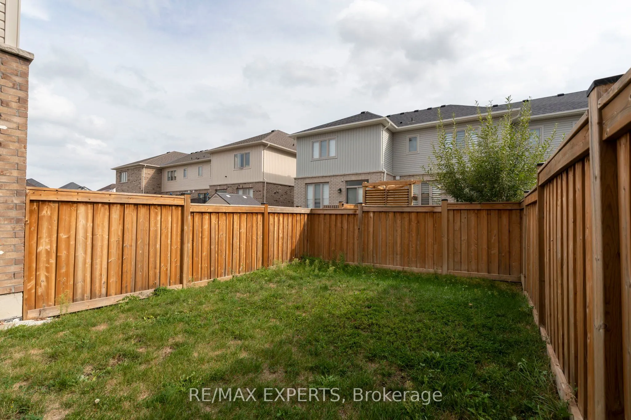 78 Clifford Crescent