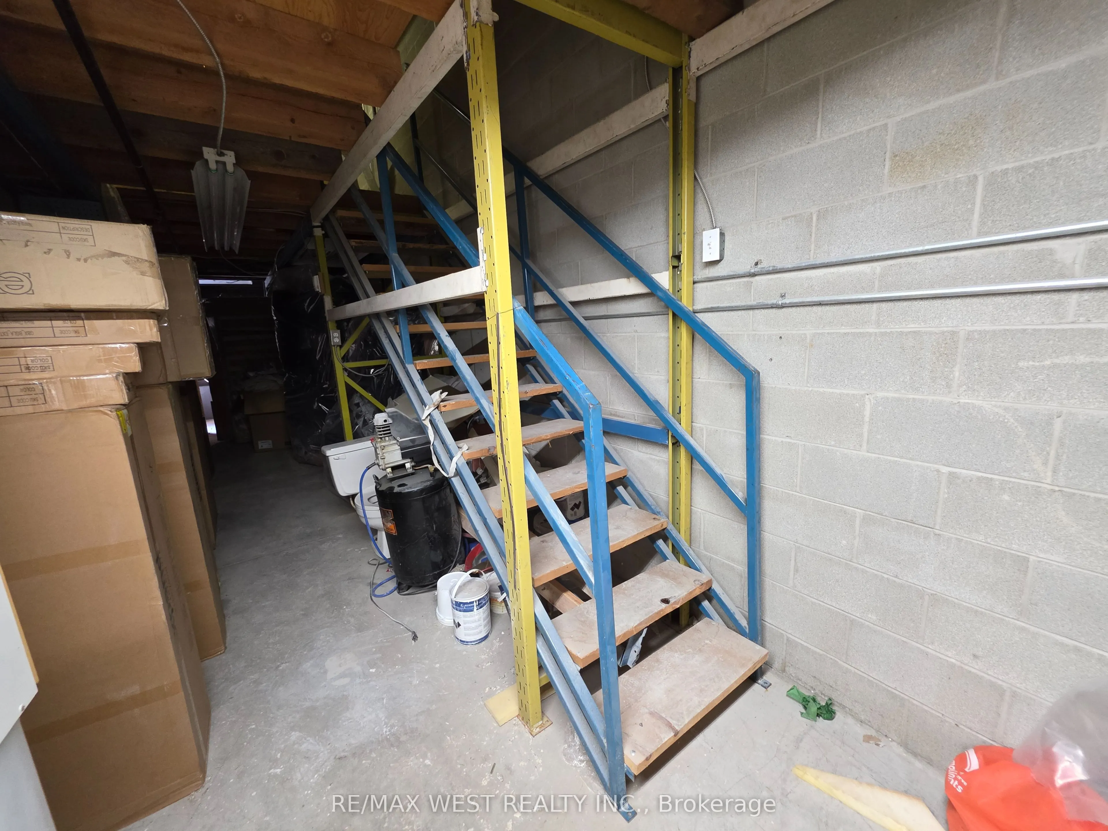 2104 HWY 7 Road, #11
