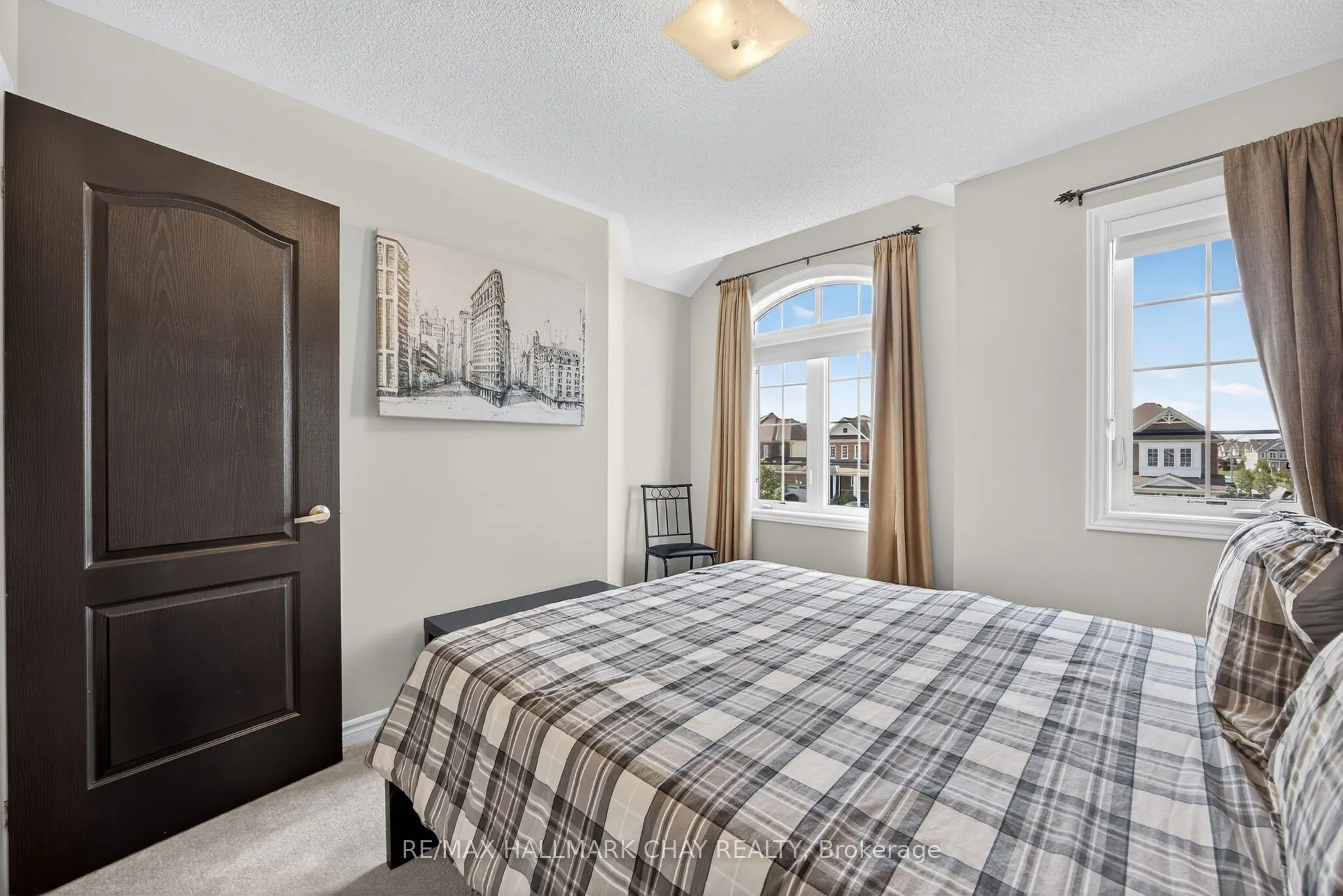 115 Collier Crescent