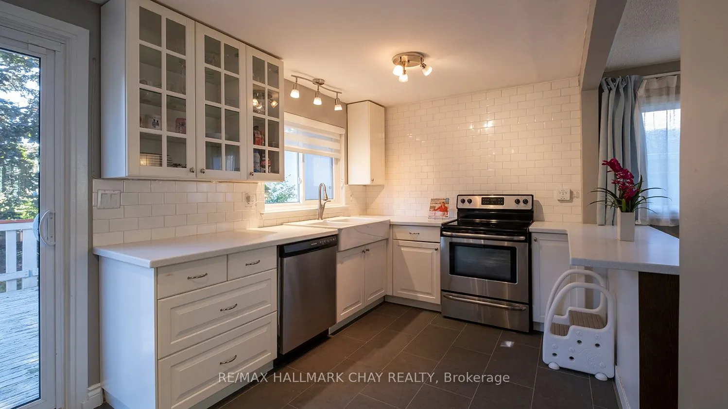 151 Orchard Heights Boulevard