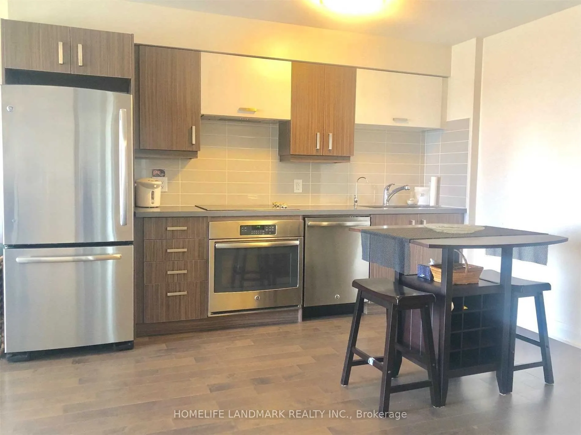 18 Uptown Drive, #2105
