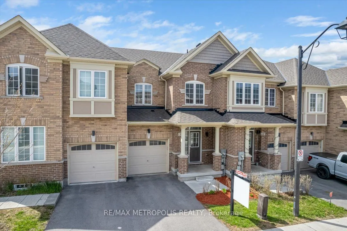82 Dundonald Trail