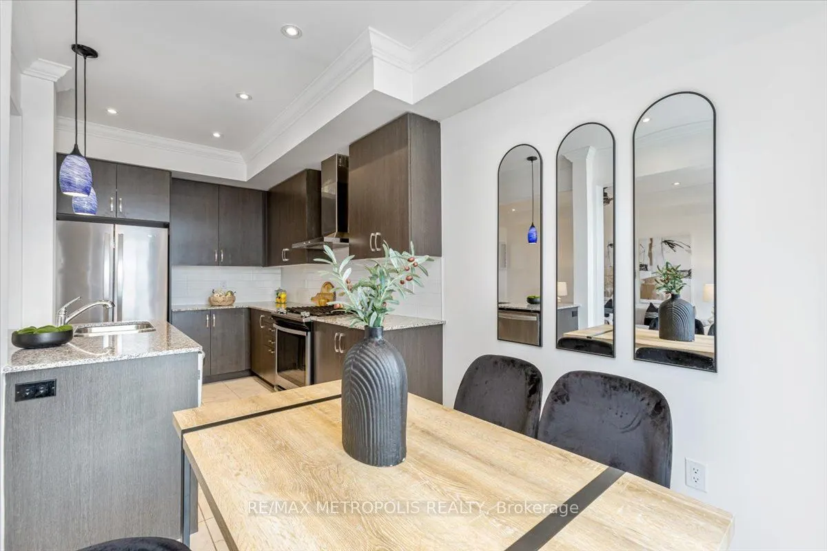 82 Dundonald Trail