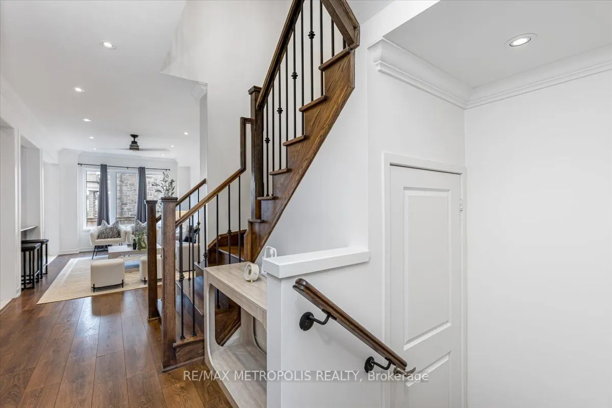 82 Dundonald Trail