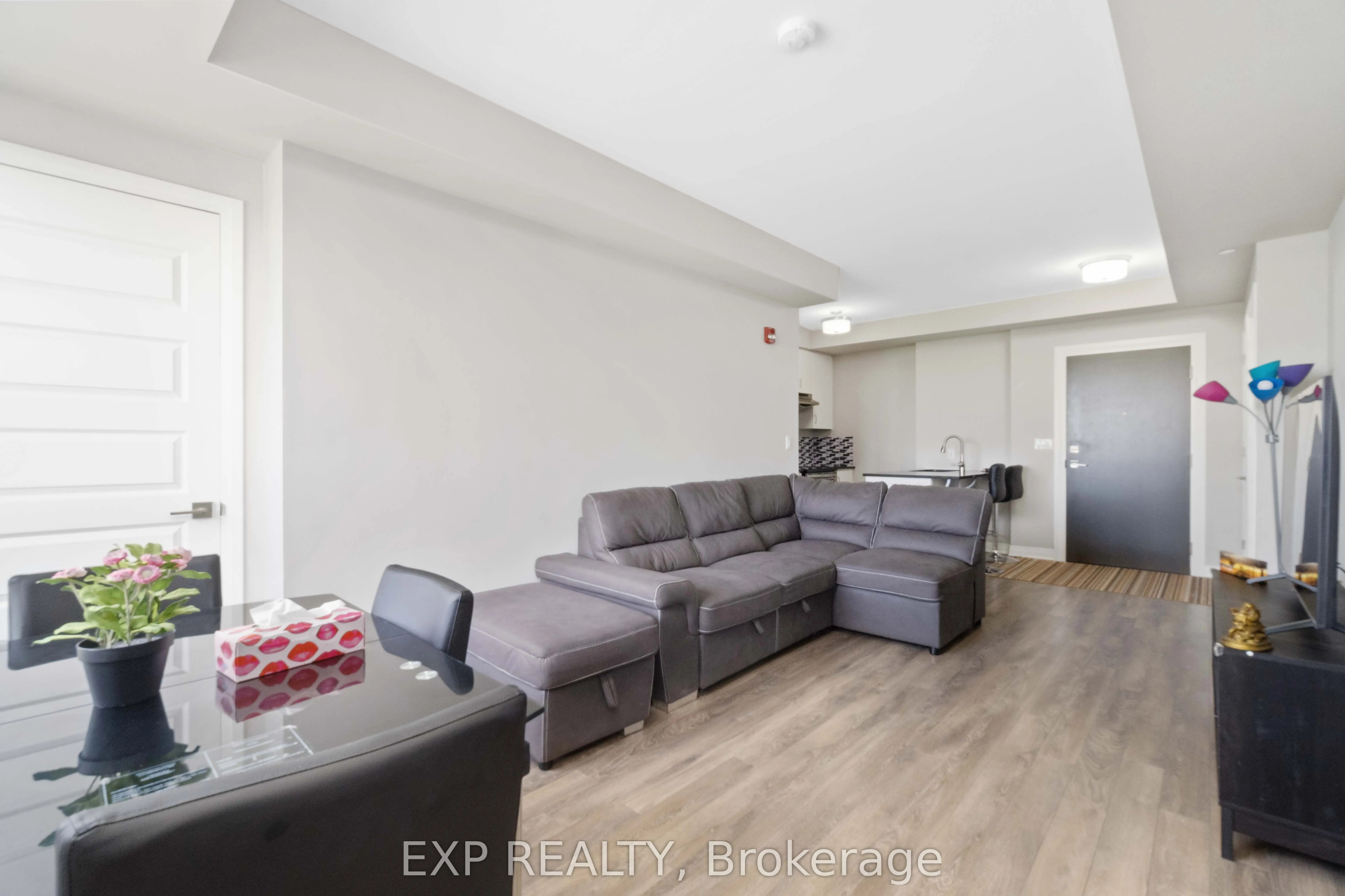 58 Adam Sellers Street, #610