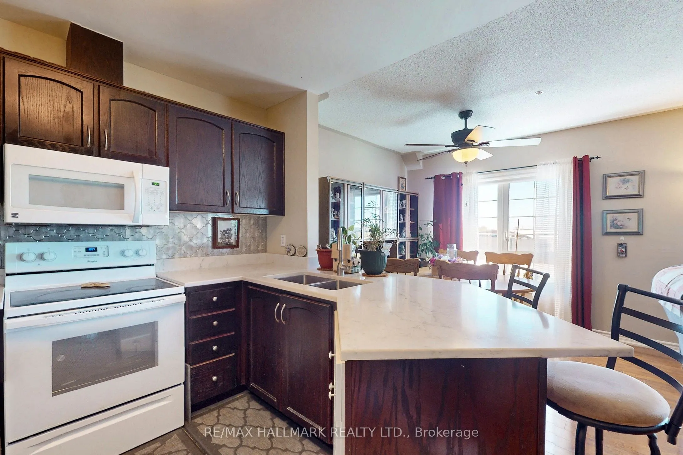 112 Simcoe Road, #1