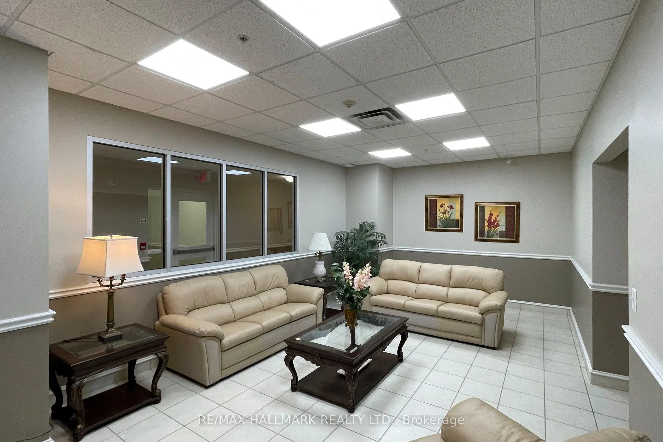 112 Simcoe Road, #1